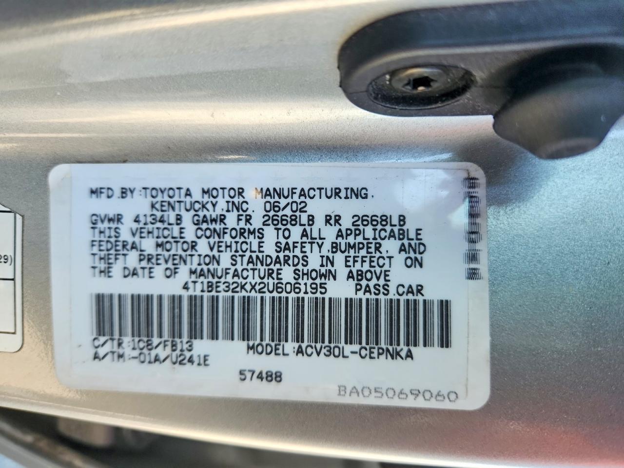 2002 Toyota Camry Le Silver vin: 4T1BE32KX2U606195