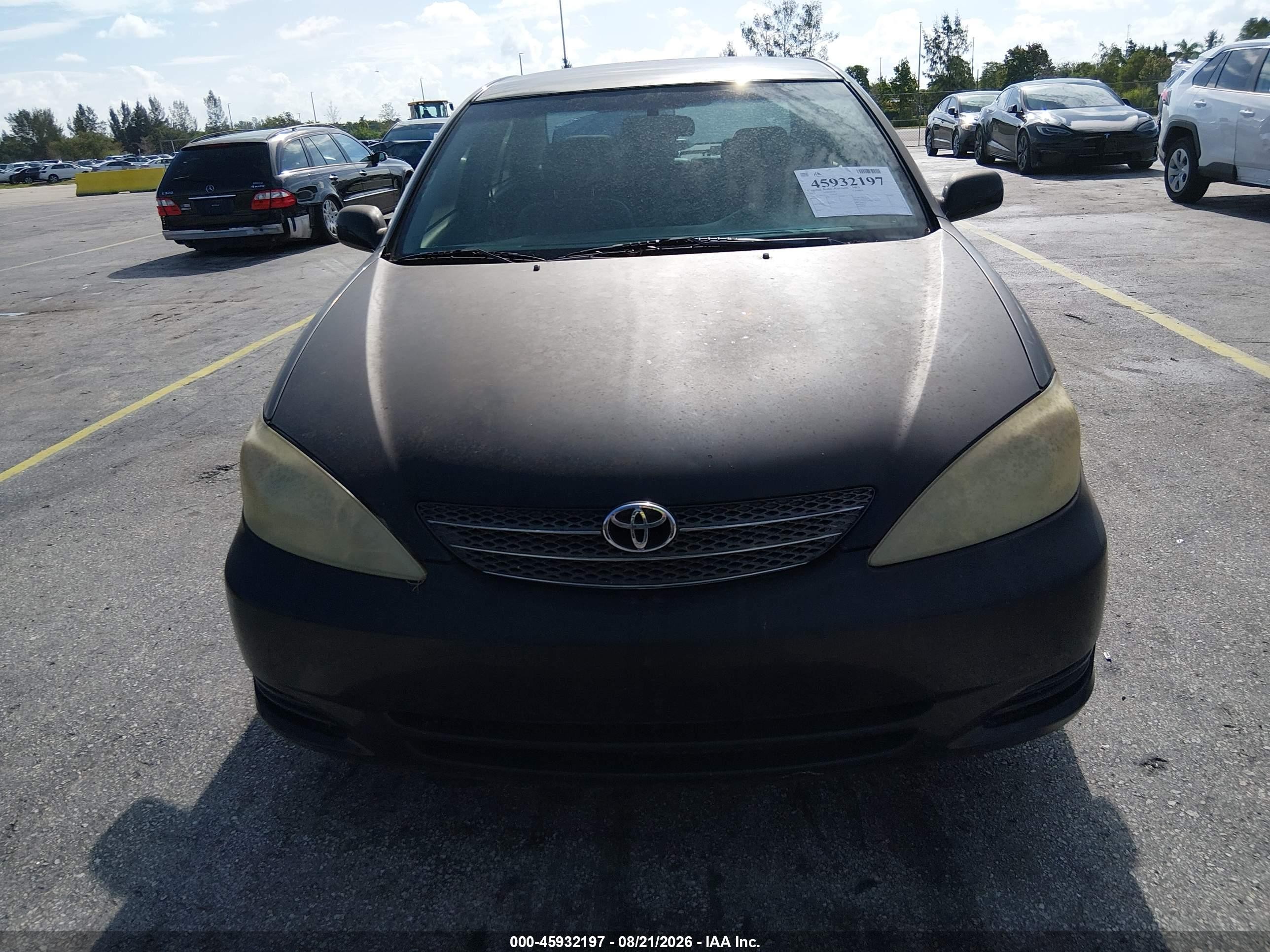 2002 Toyota Camry Le Black vin: 4T1BE32KX2U614510