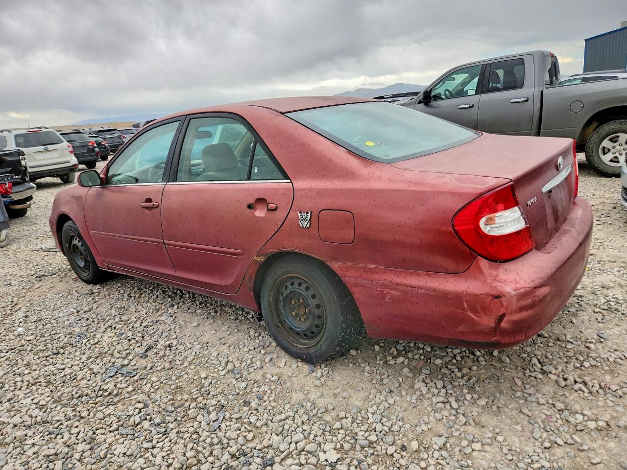 2002 Toyota Camry Le Burgundy vin: 4T1BE32KX2U614880