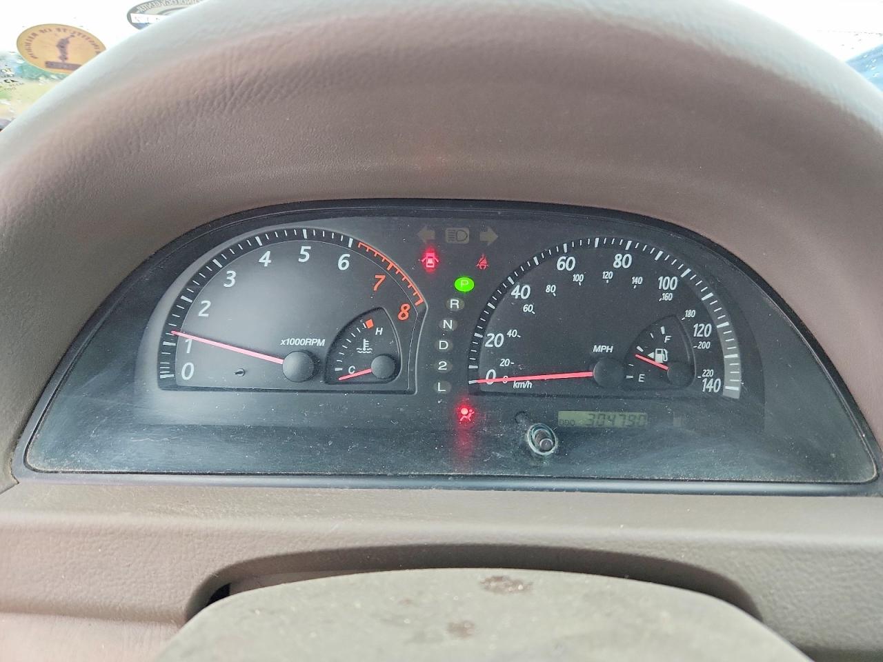 2002 Toyota Camry Le Burgundy vin: 4T1BE32KX2U614880
