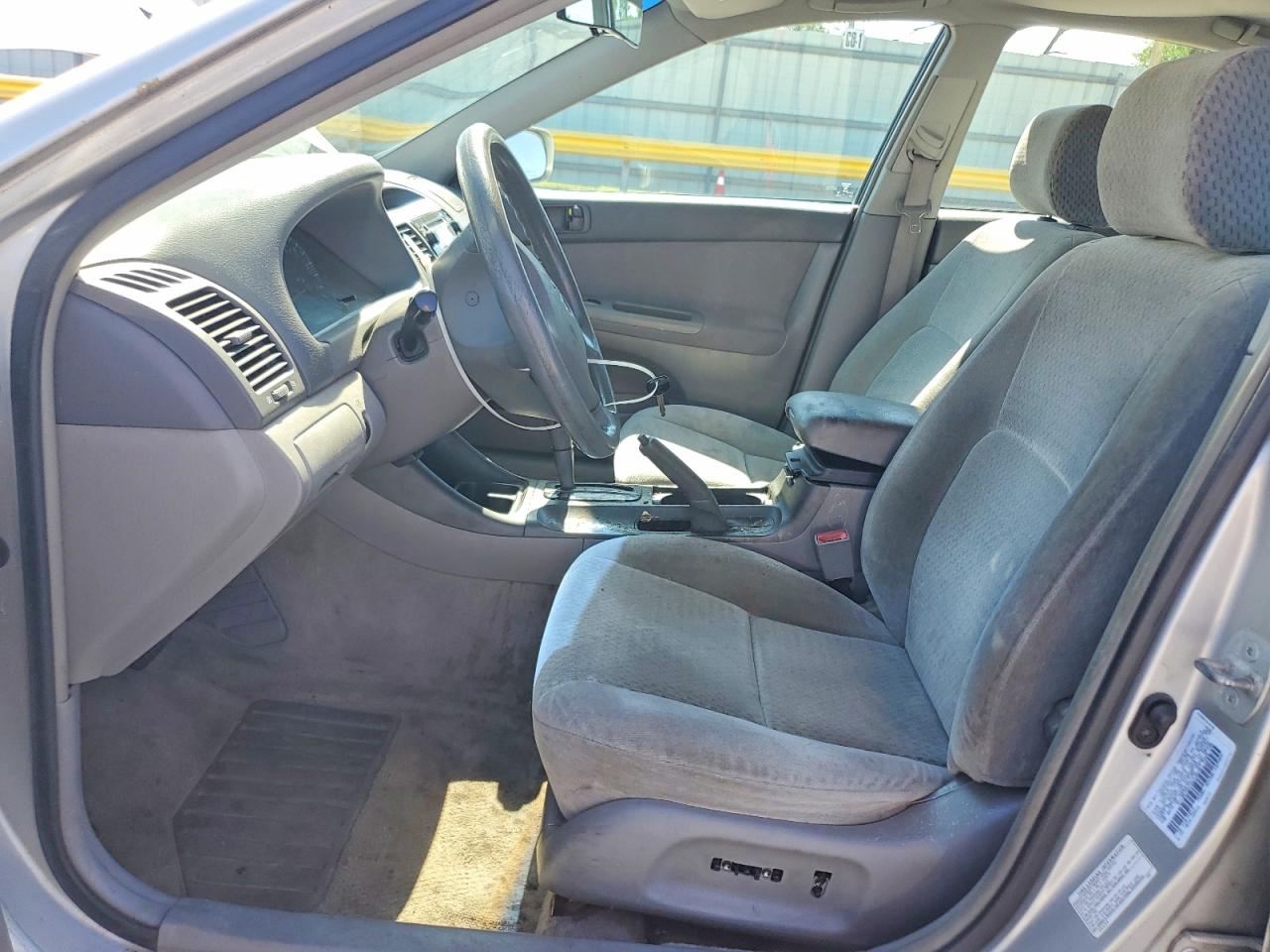 2003 Toyota Camry Le Серый vin: 4T1BE32KX3U126207