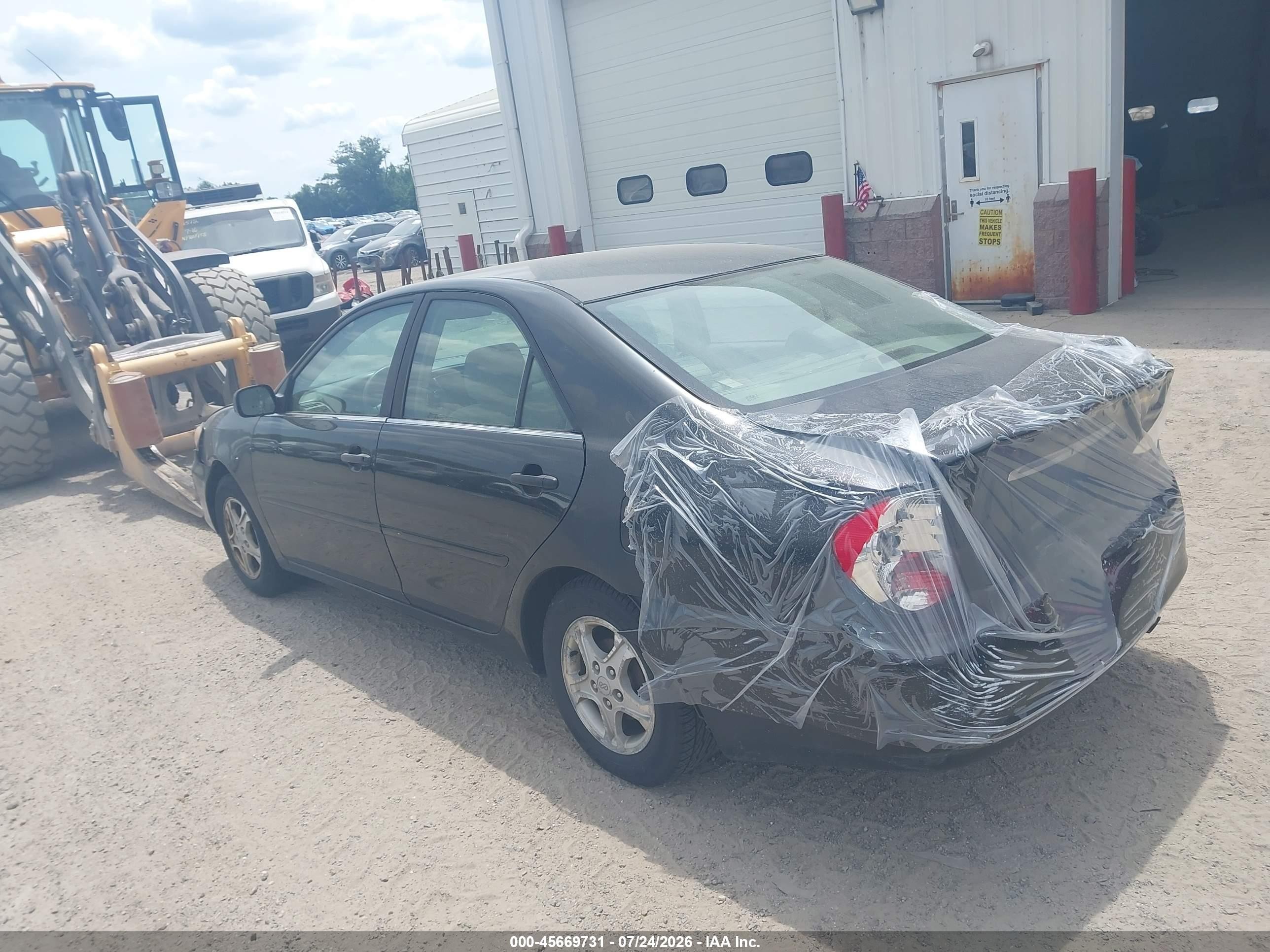 2003 Toyota Camry Le Blue vin: 4T1BE32KX3U139278
