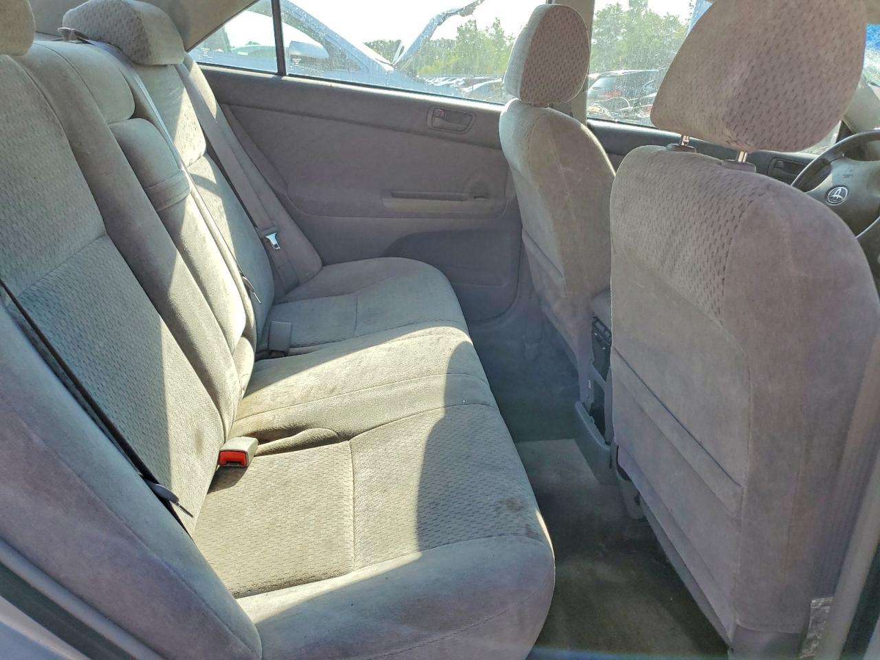 2003 Toyota Camry Le Silver vin: 4T1BE32KX3U140267