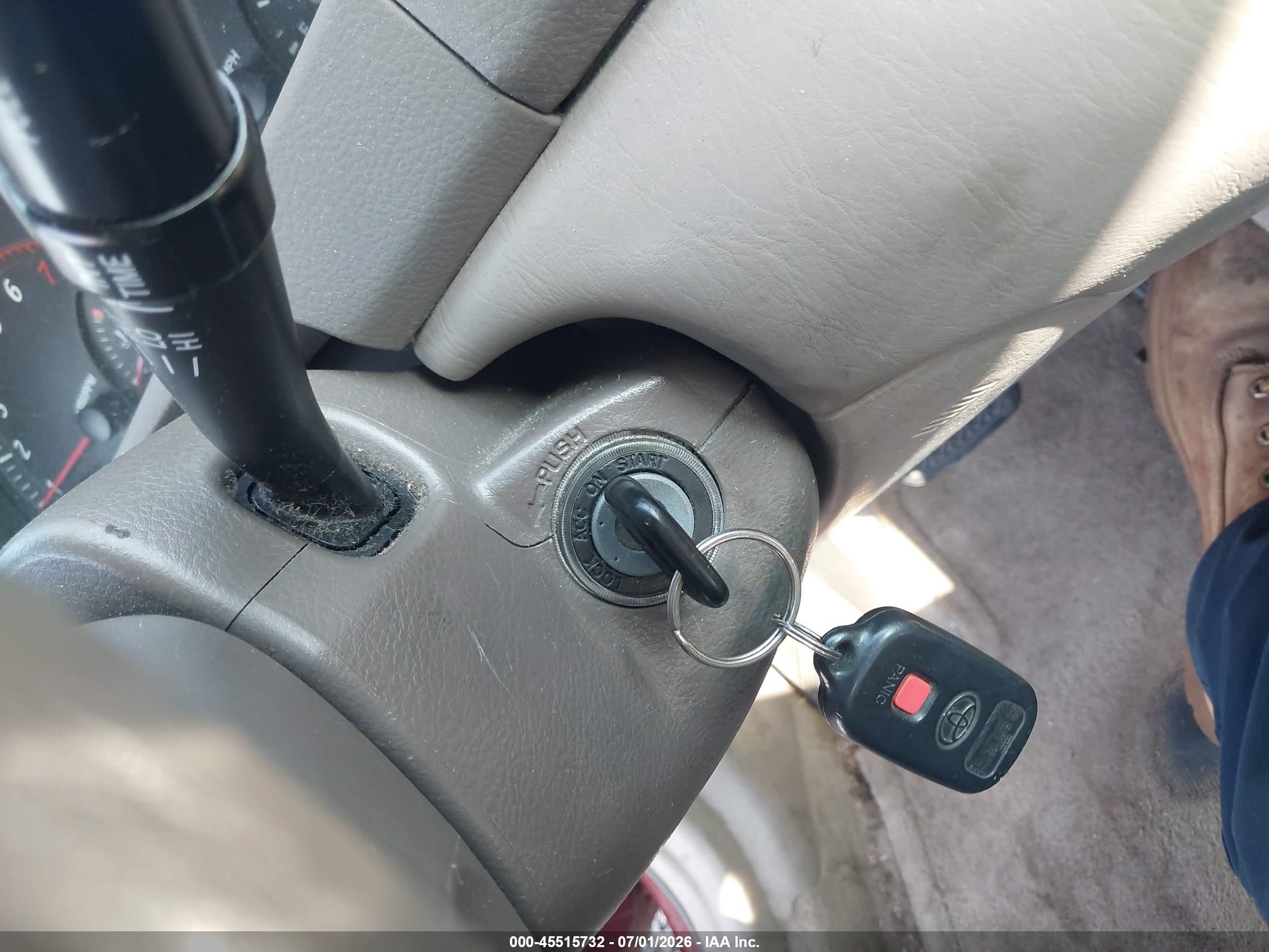 2003 Toyota Camry Le Burgundy vin: 4T1BE32KX3U174189
