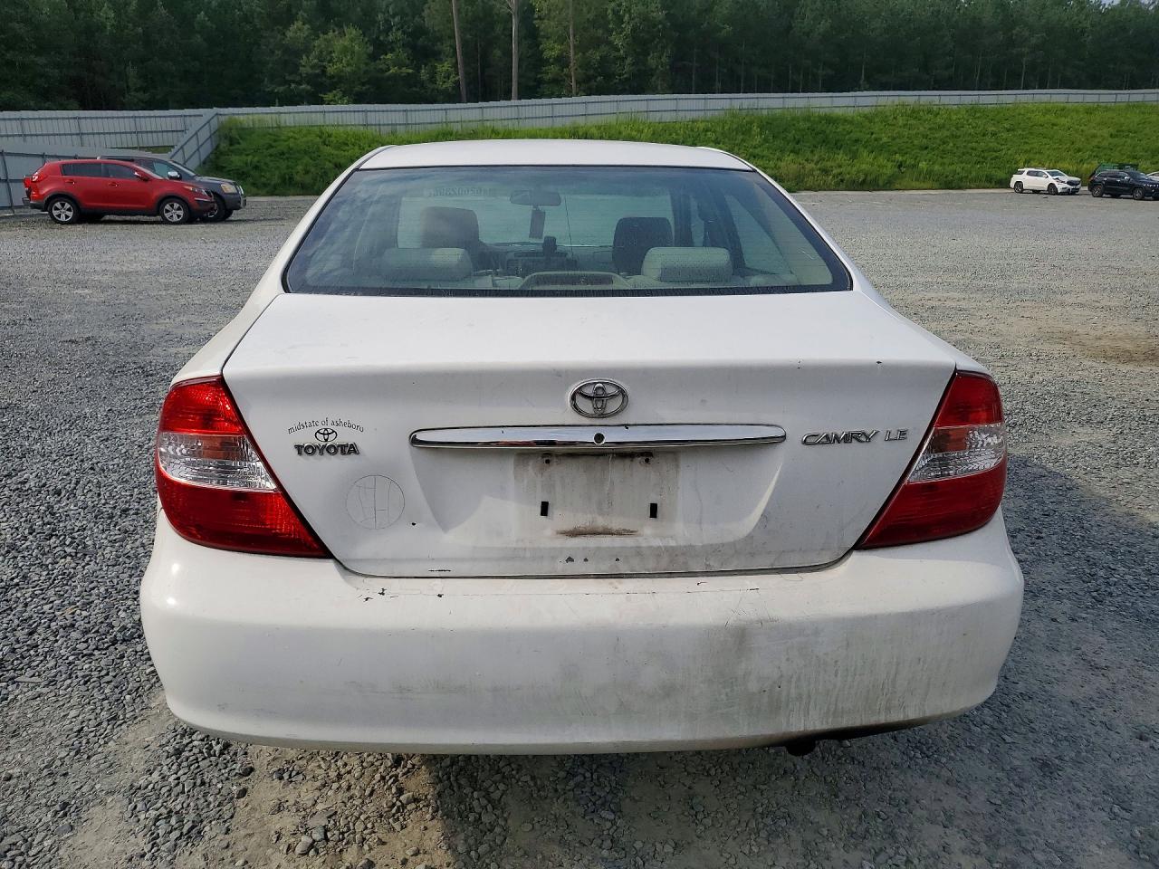 2003 Toyota Camry Le White vin: 4T1BE32KX3U176041