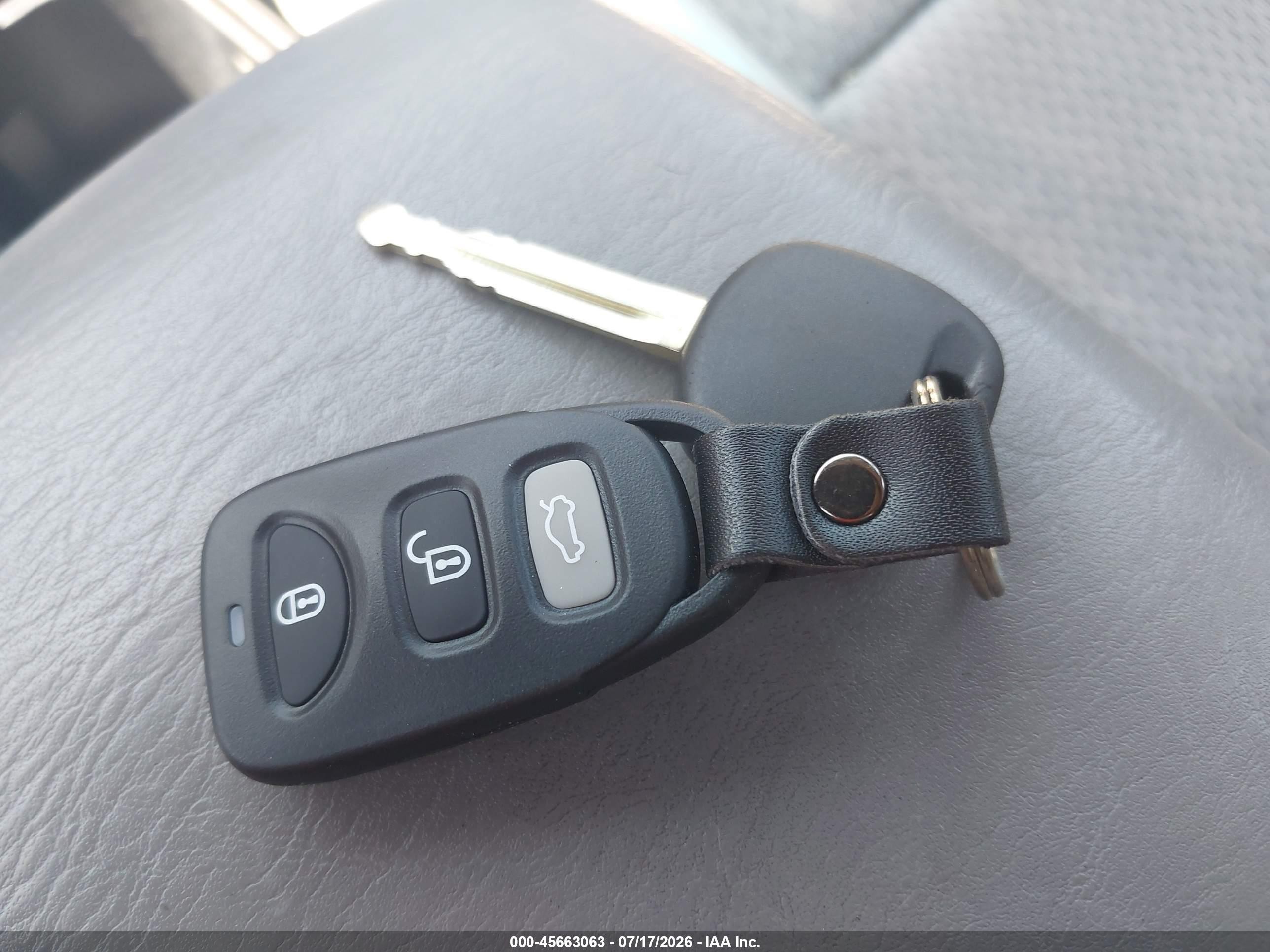 2003 Toyota Camry Le Black vin: 4T1BE32KX3U216909