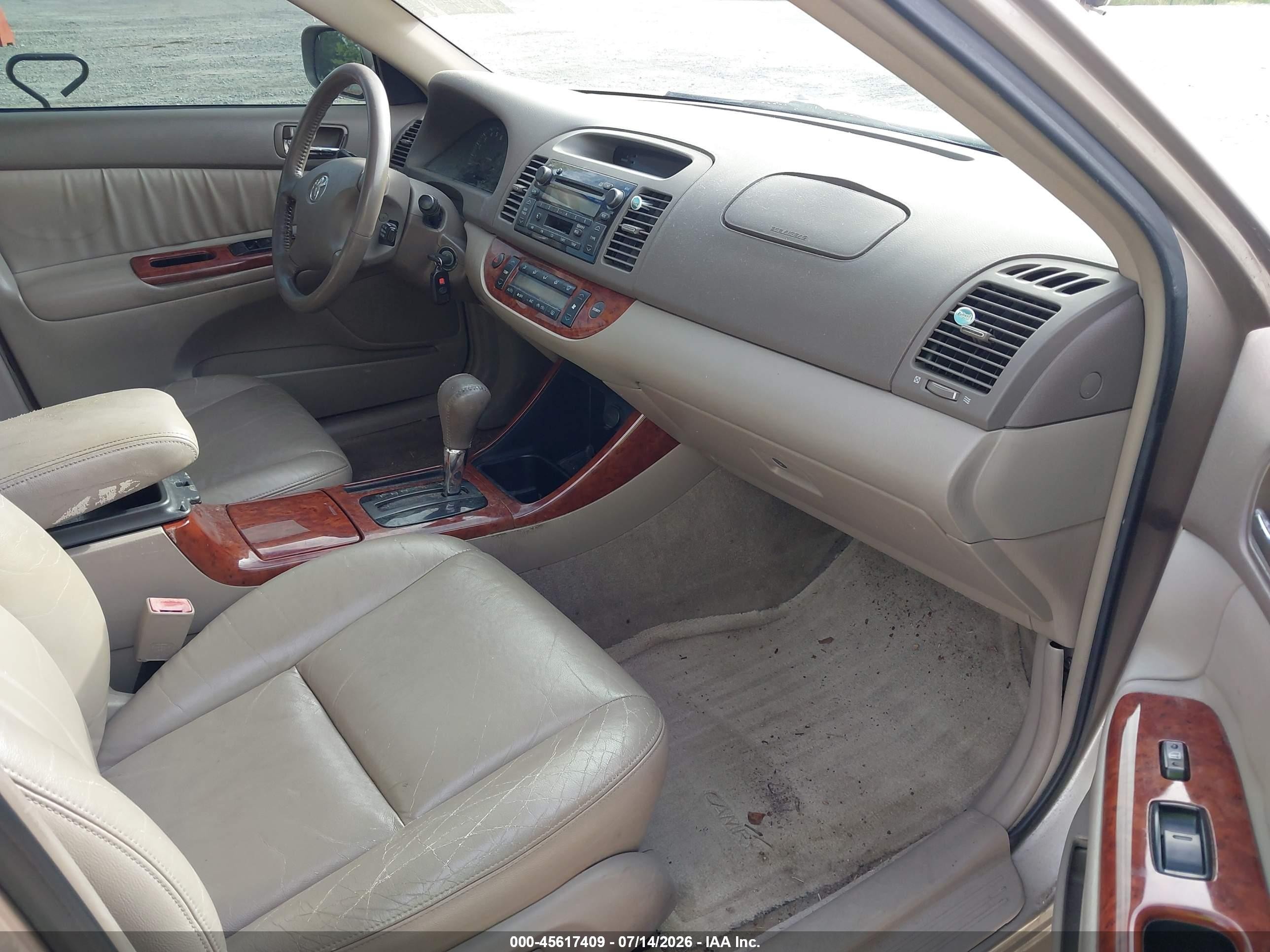2003 Toyota Camry Xle Brown vin: 4T1BE32KX3U249182