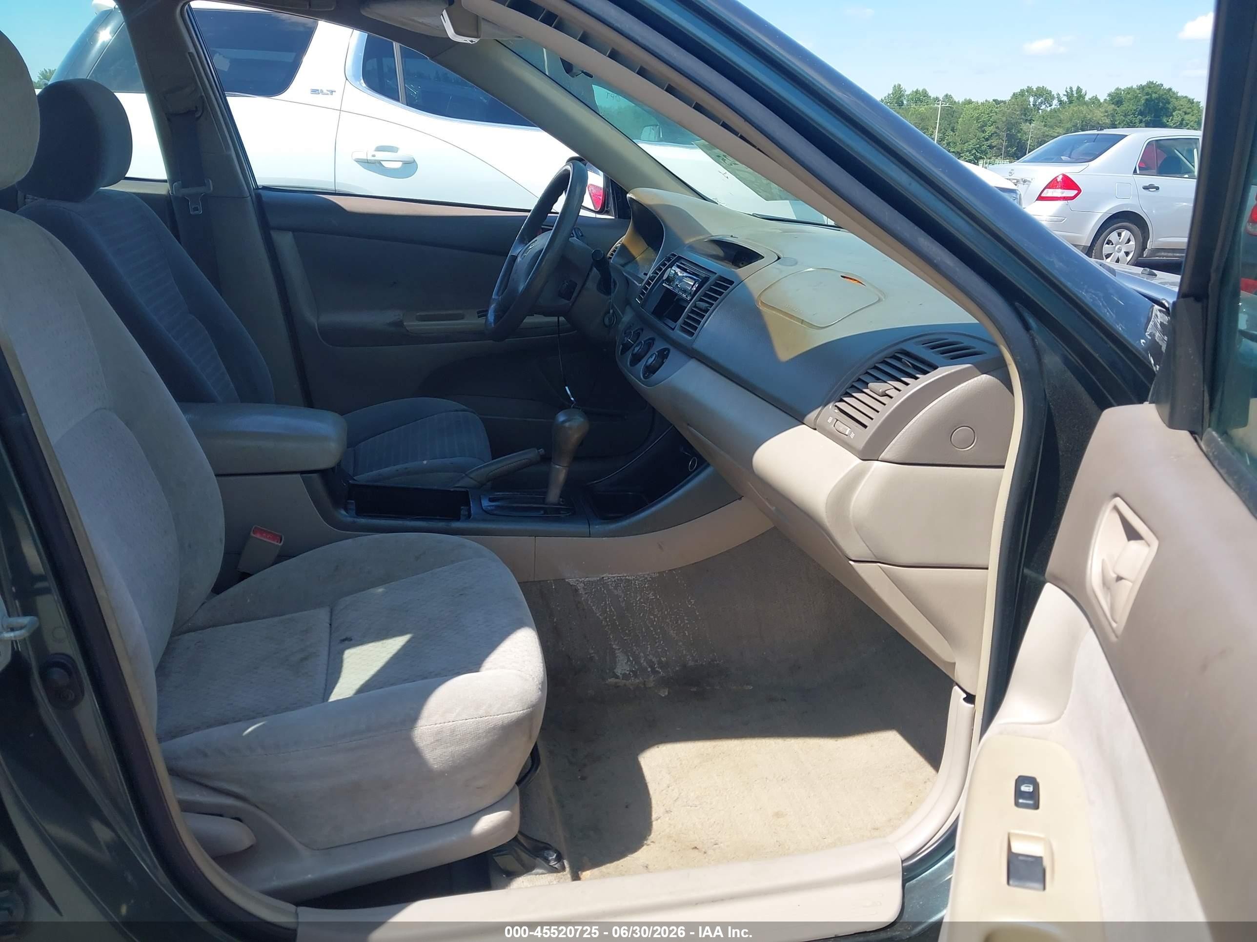2003 Toyota Camry Le Green vin: 4T1BE32KX3U648724
