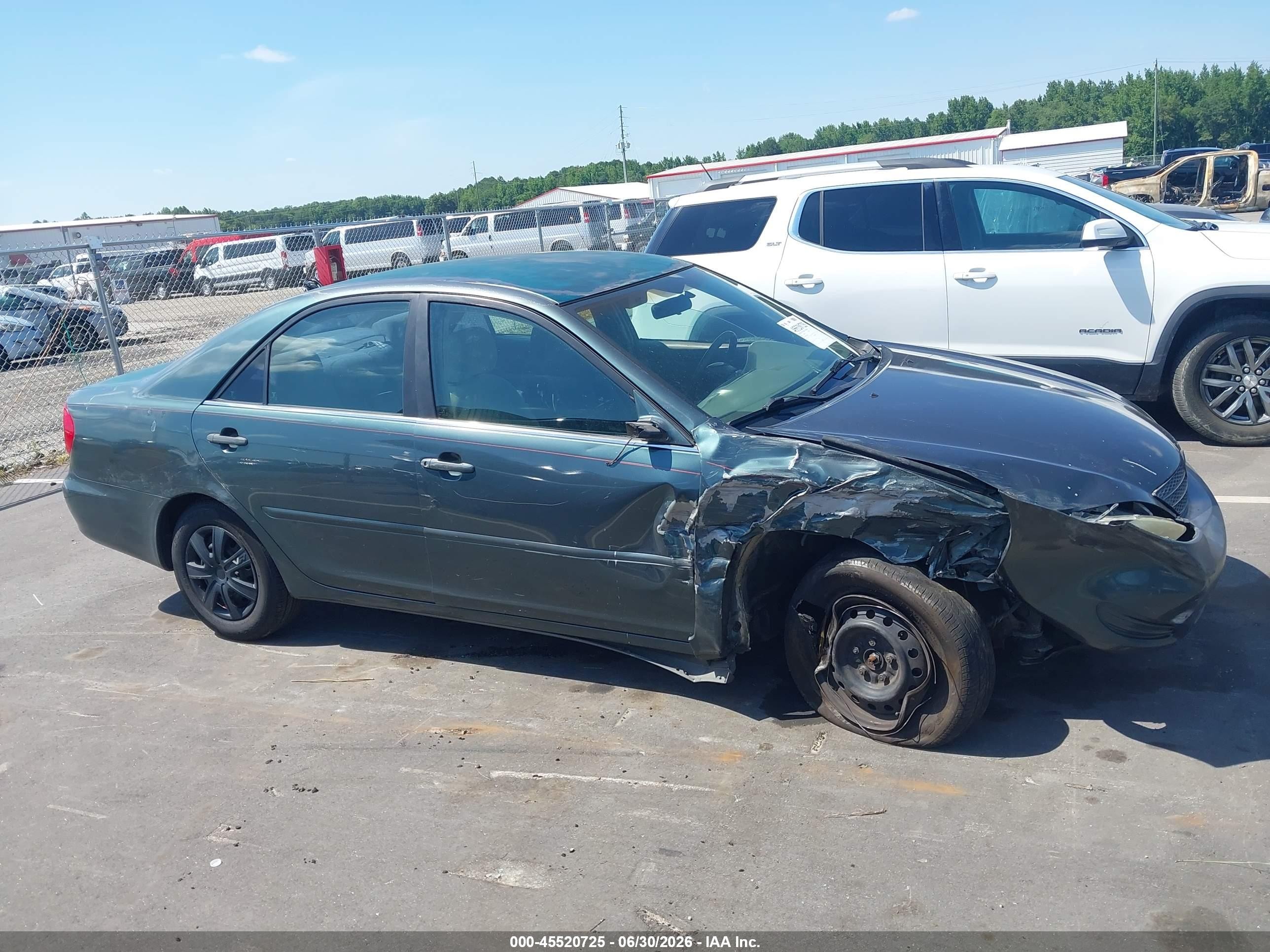 2003 Toyota Camry Le Green vin: 4T1BE32KX3U648724
