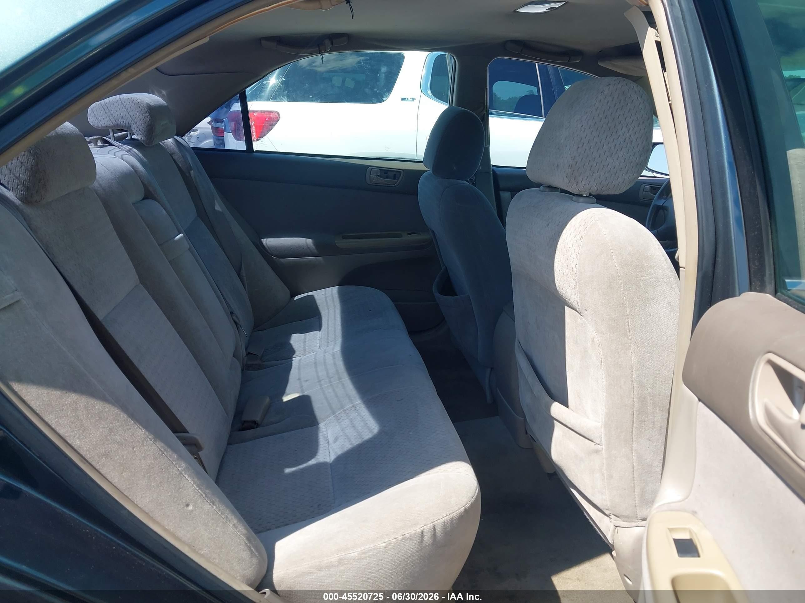 2003 Toyota Camry Le Green vin: 4T1BE32KX3U648724