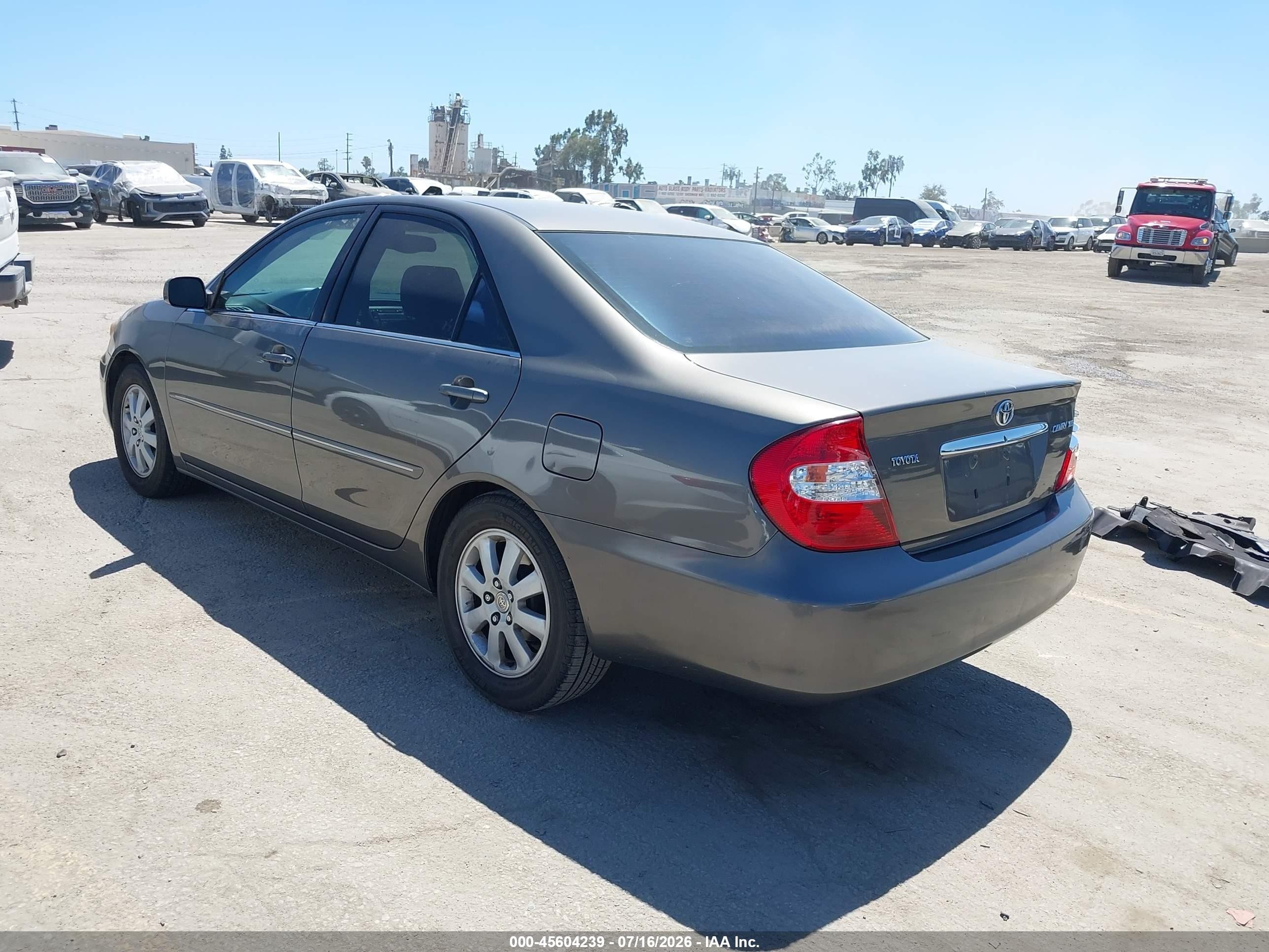 2003 Toyota Camry Xle Gray vin: 4T1BE32KX3U651090