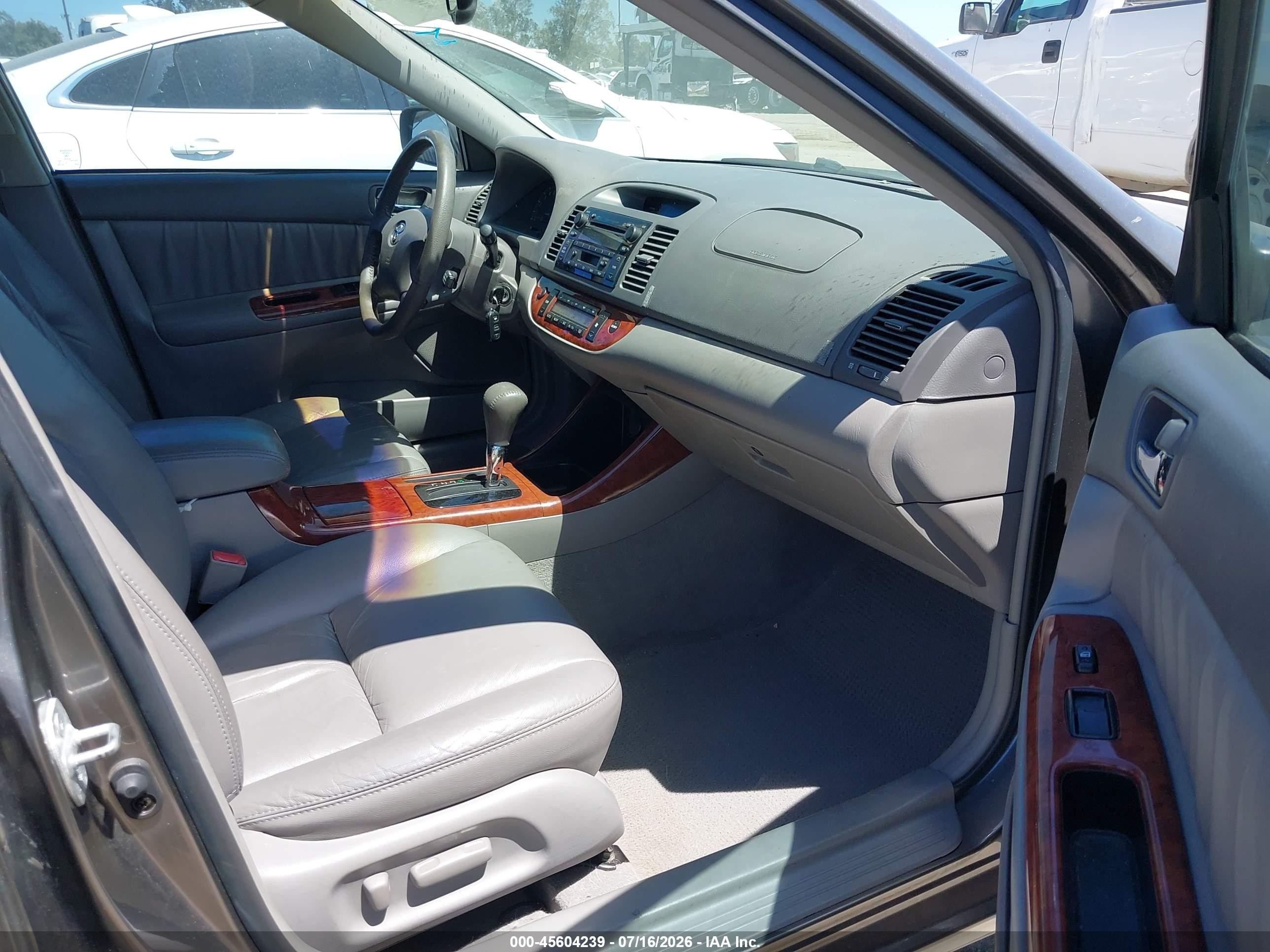 2003 Toyota Camry Xle Gray vin: 4T1BE32KX3U651090