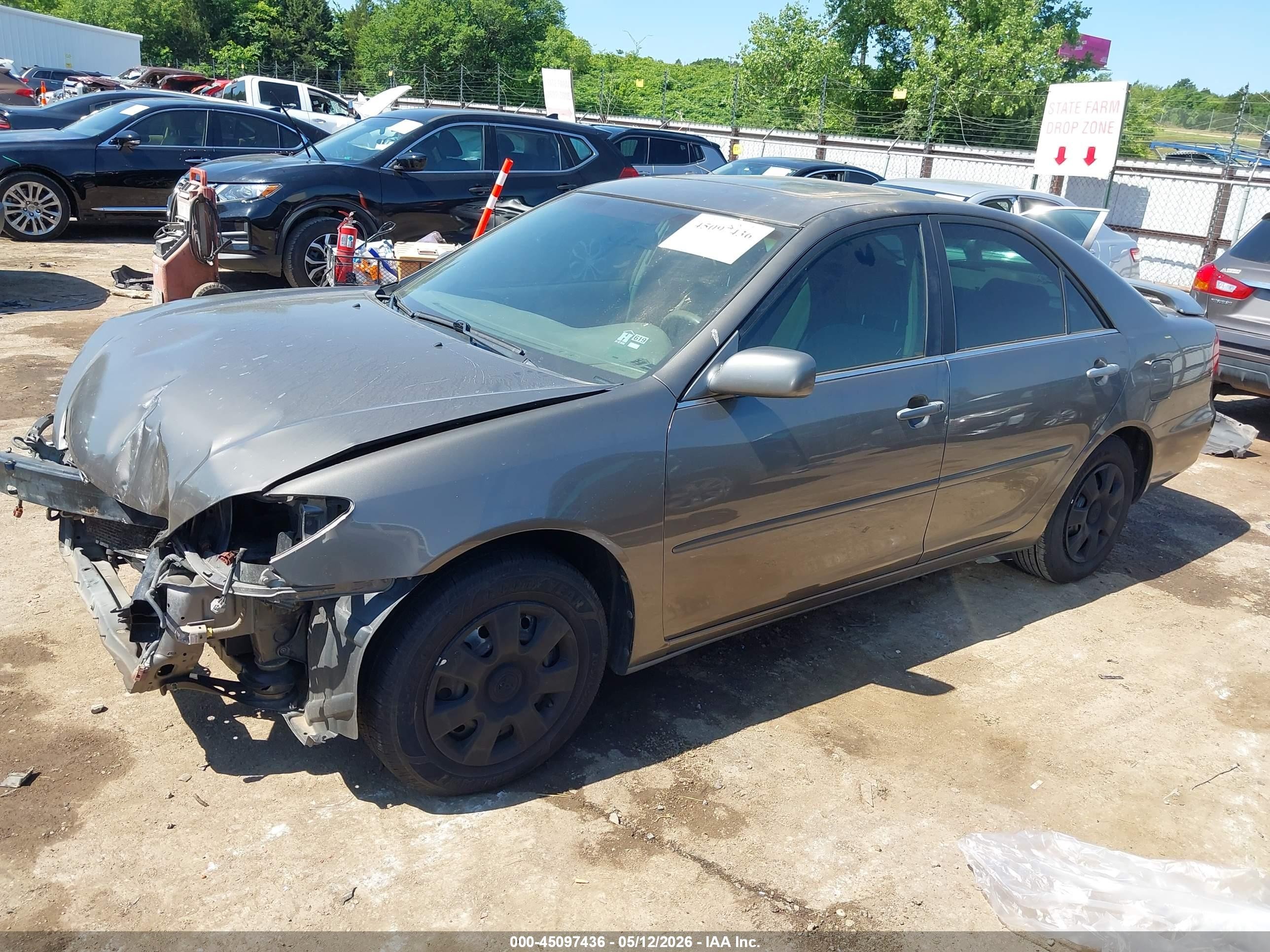 2003 Toyota Camry Le Gray vin: 4T1BE32KX3U678919