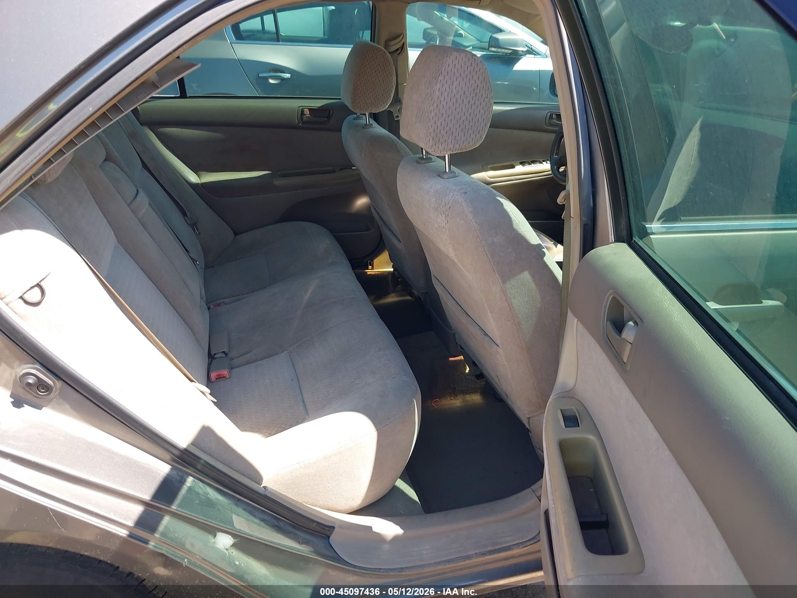 2003 Toyota Camry Le Gray vin: 4T1BE32KX3U678919