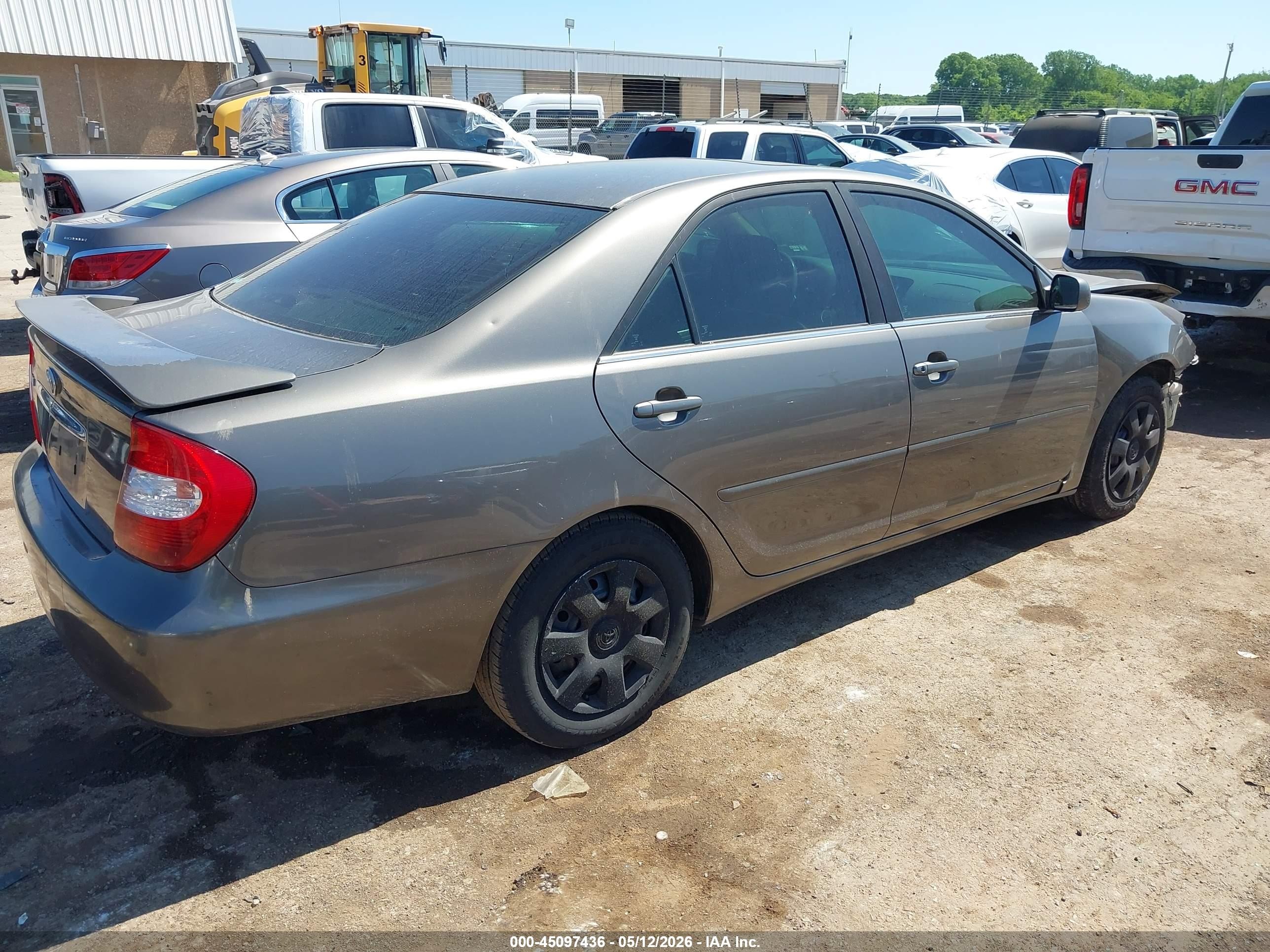 2003 Toyota Camry Le Gray vin: 4T1BE32KX3U678919