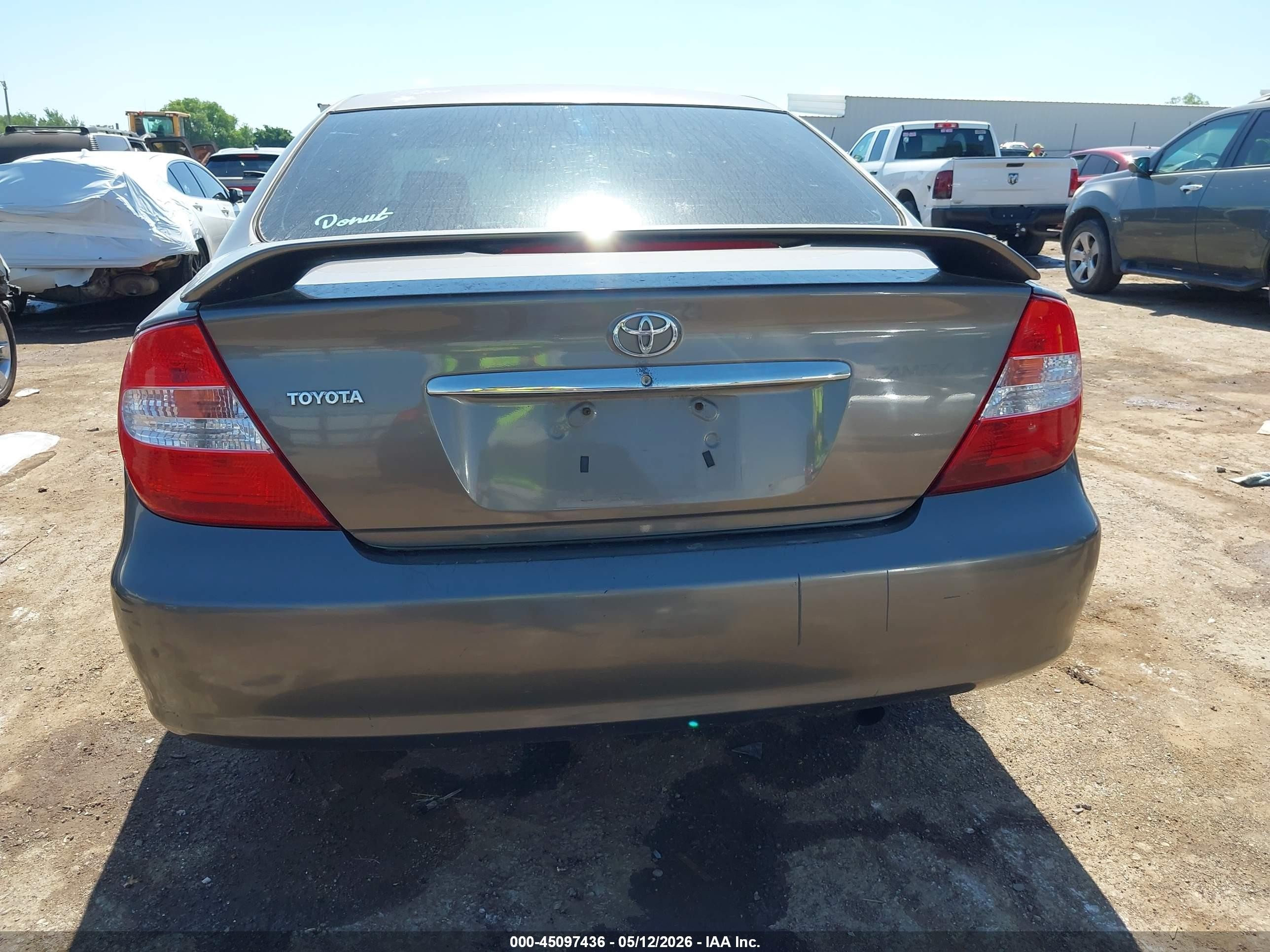 2003 Toyota Camry Le Gray vin: 4T1BE32KX3U678919
