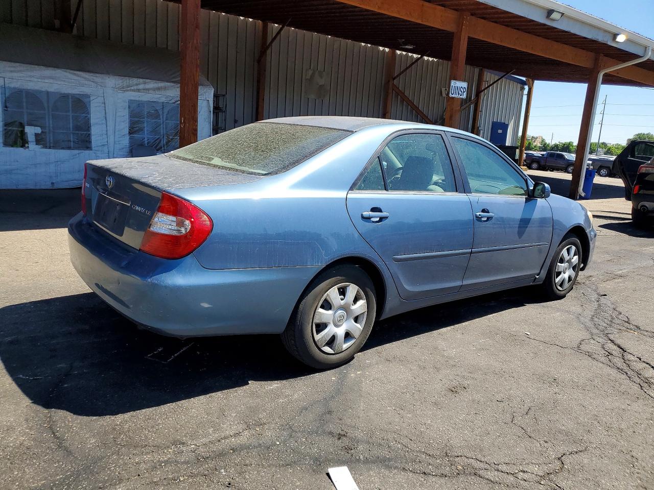 2003 Toyota Camry Le Blue vin: 4T1BE32KX3U740934