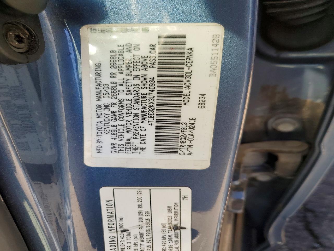 2003 Toyota Camry Le Blue vin: 4T1BE32KX3U740934