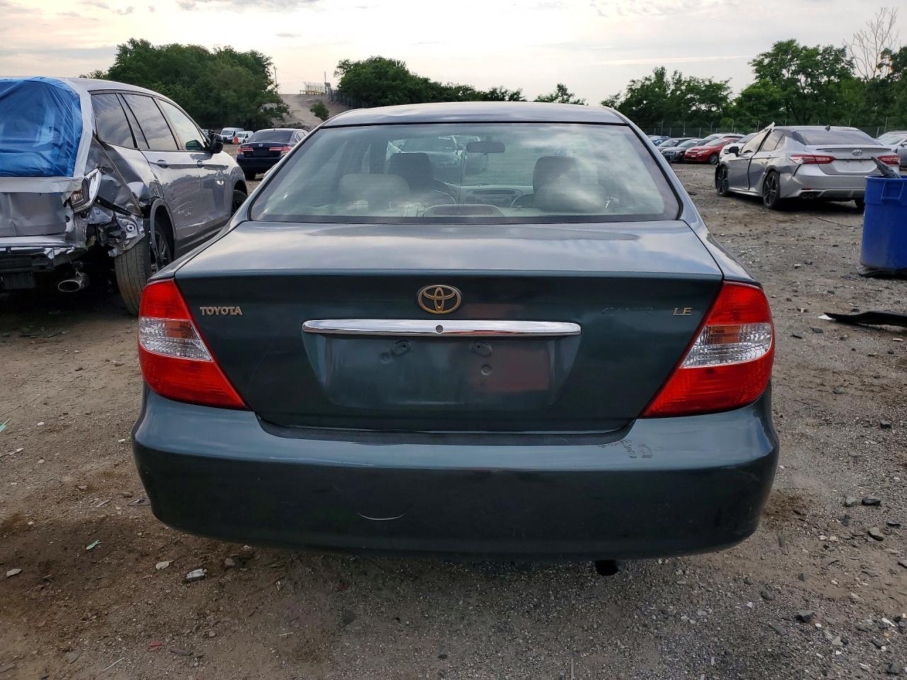 2003 Toyota Camry Le Зеленый vin: 4T1BE32KX3U741419