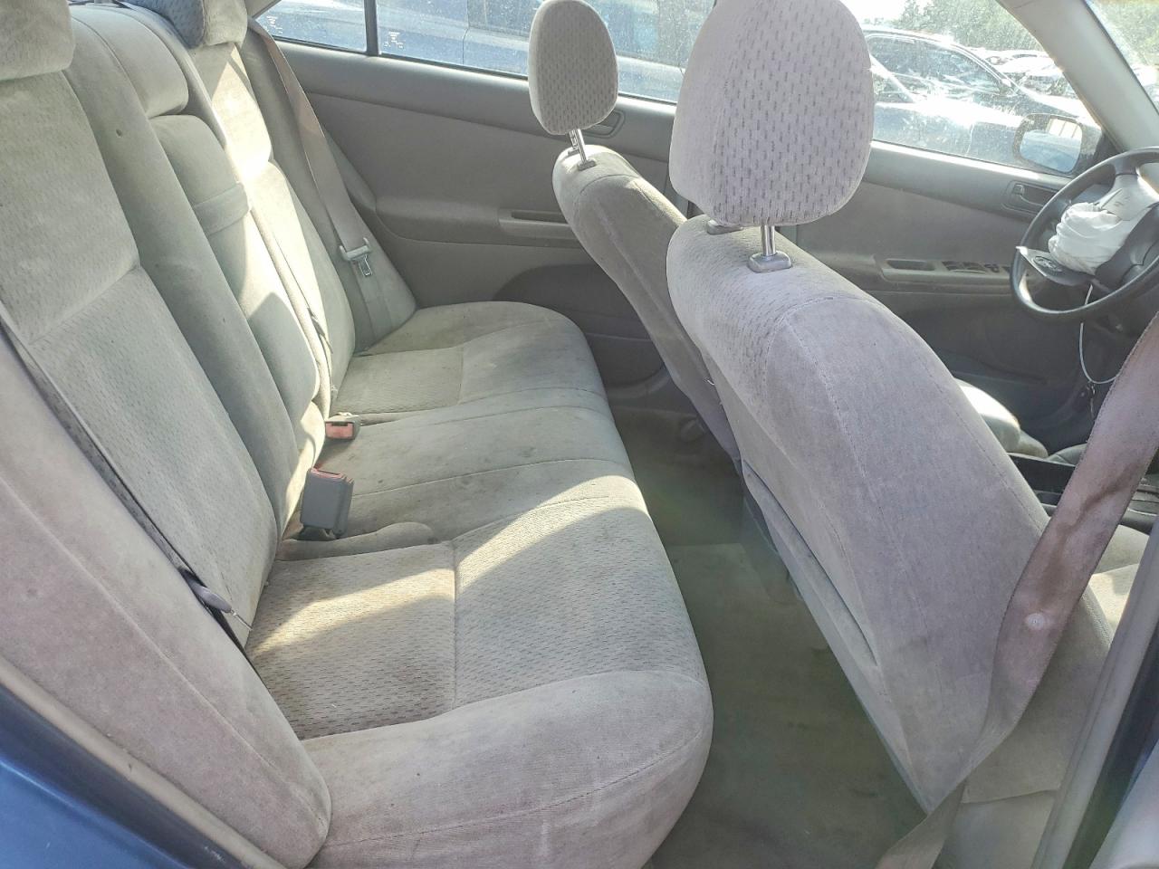 2003 Toyota Camry Le Blue vin: 4T1BE32KX3U749603
