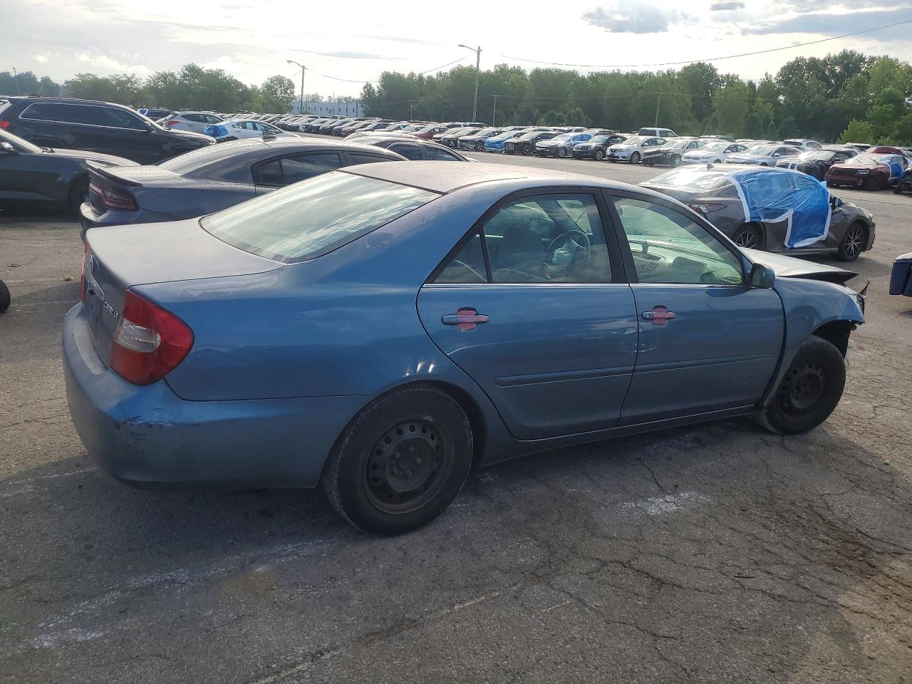 2003 Toyota Camry Le Blue vin: 4T1BE32KX3U749603