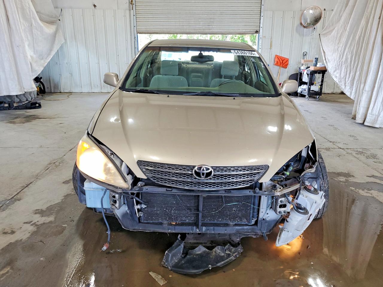 2003 Toyota Camry Xle Gold vin: 4T1BE32KX3U750296
