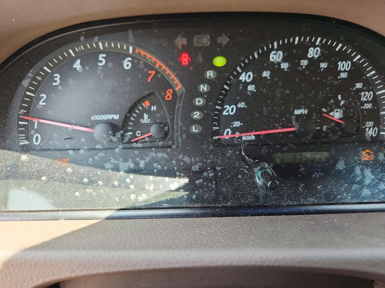 2004 Toyota Camry Le Tan vin: 4T1BE32KX4U292891