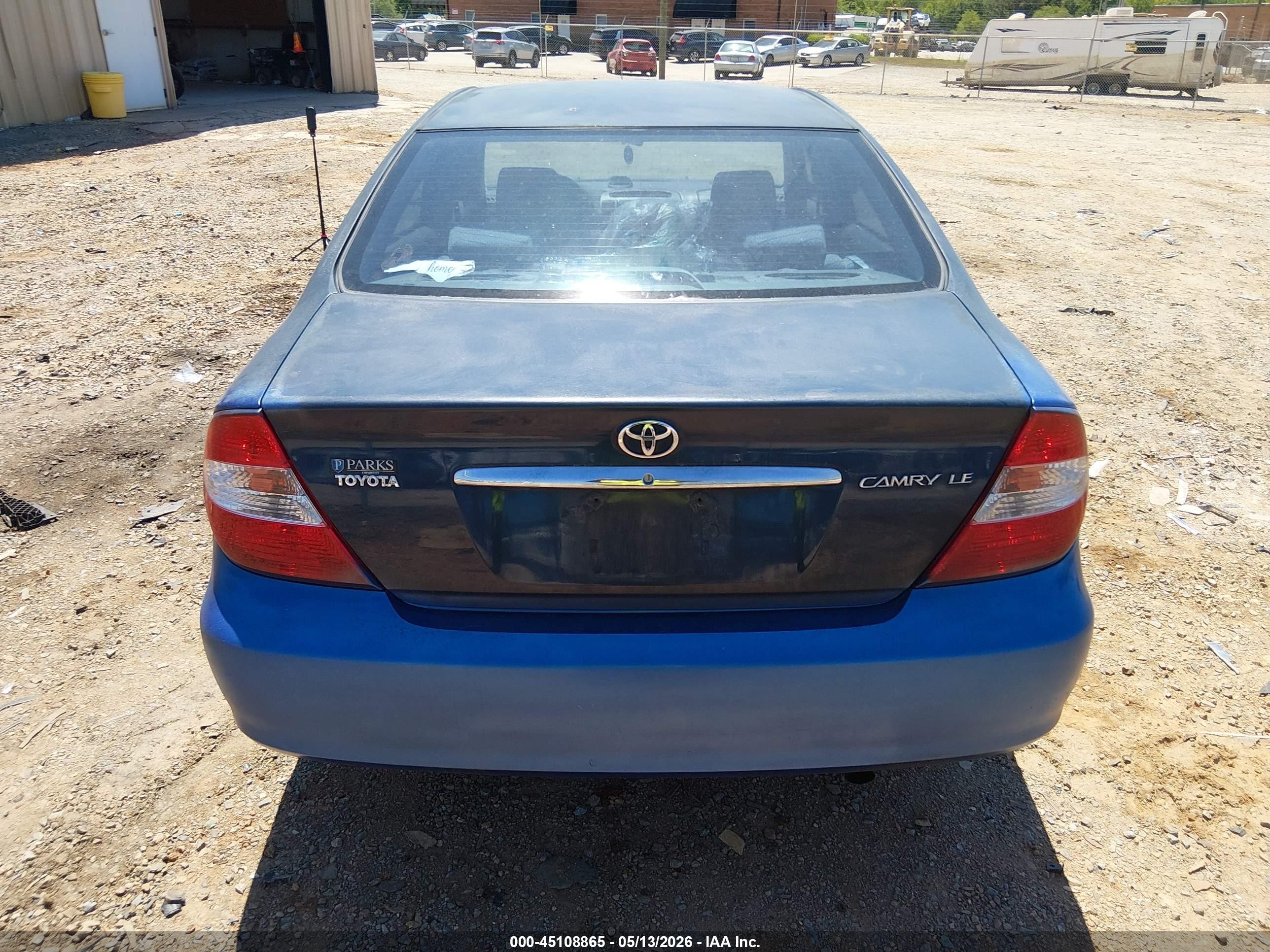 2004 Toyota Camry Le Blue vin: 4T1BE32KX4U299999
