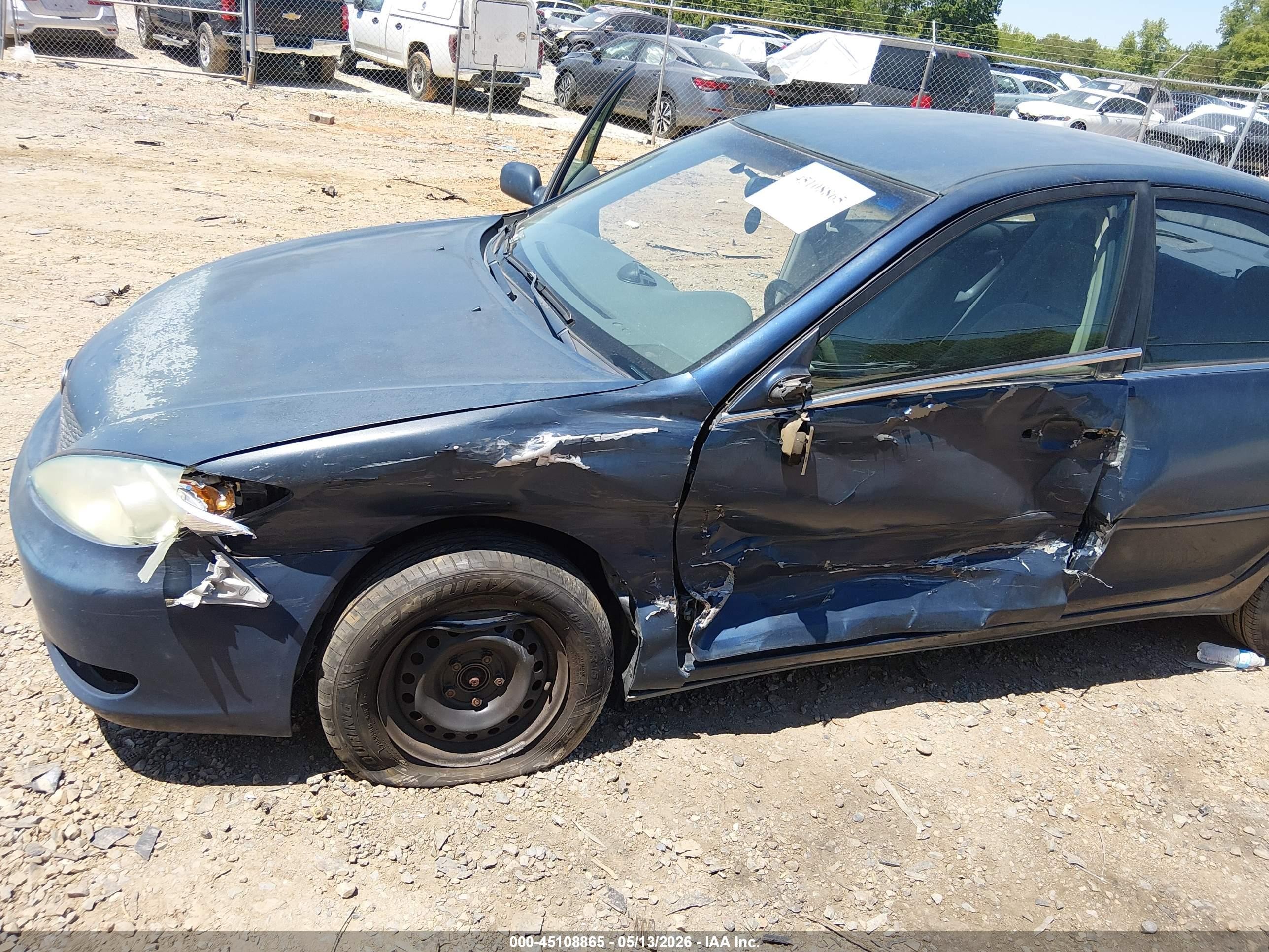 2004 Toyota Camry Le Blue vin: 4T1BE32KX4U299999