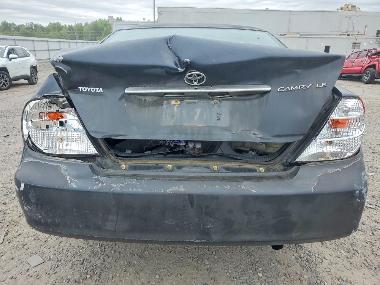 2004 Toyota Camry Le Black vin: 4T1BE32KX4U310726