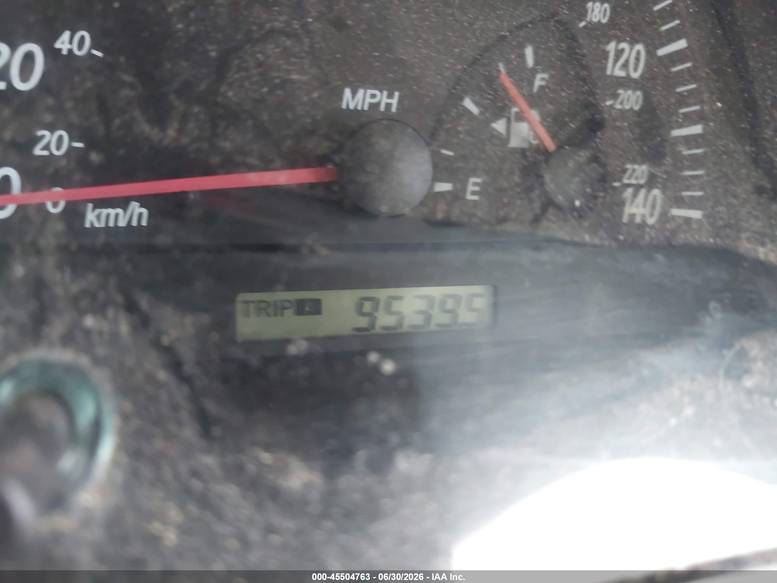 2004 Toyota Camry Le Blue vin: 4T1BE32KX4U314842