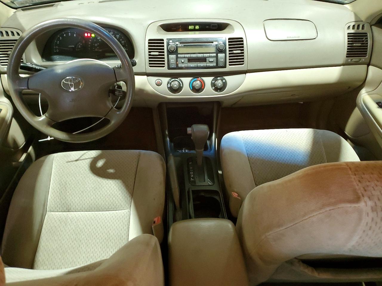 2004 Toyota Camry Le Black vin: 4T1BE32KX4U331821