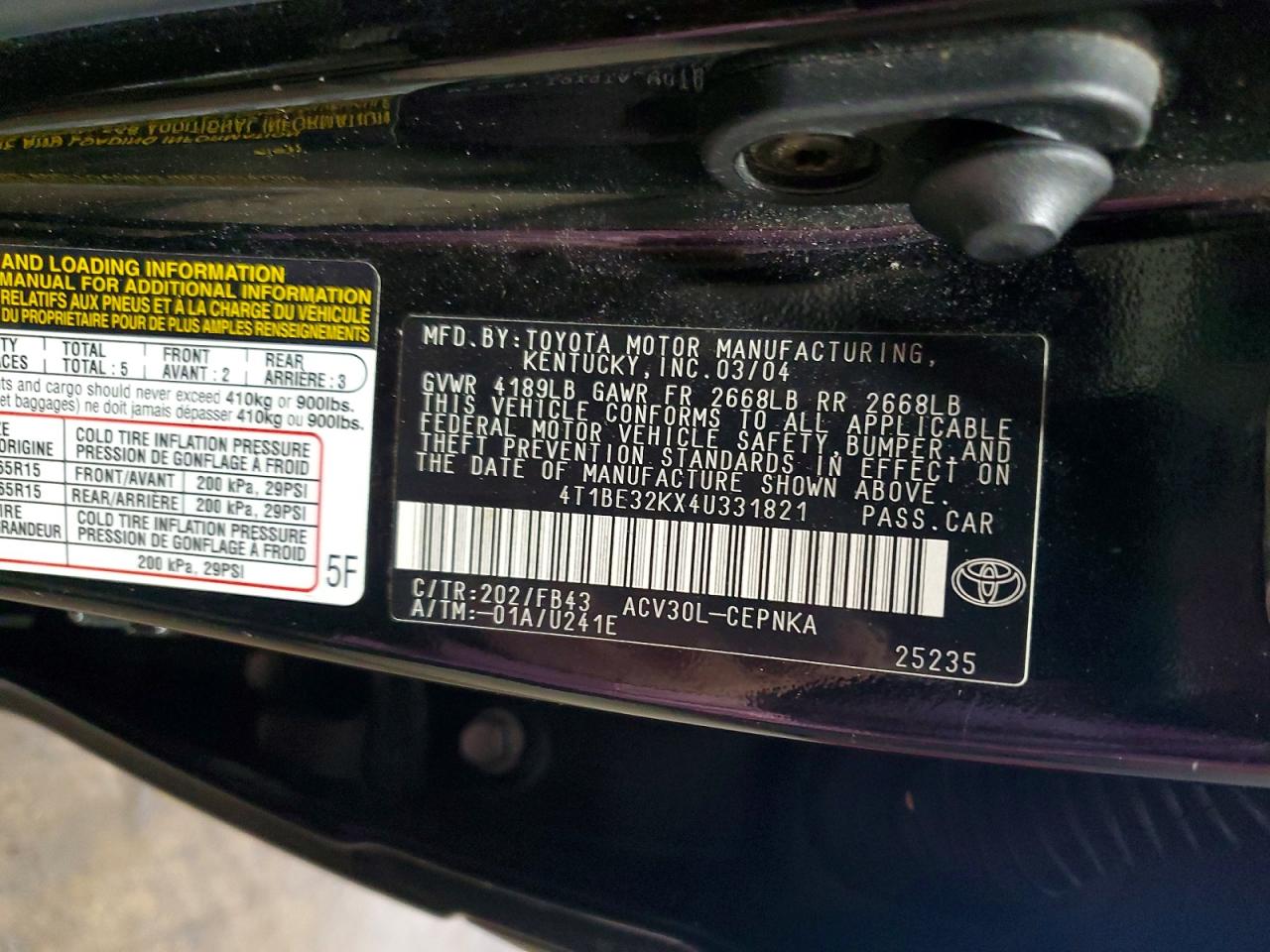 2004 Toyota Camry Le Black vin: 4T1BE32KX4U331821