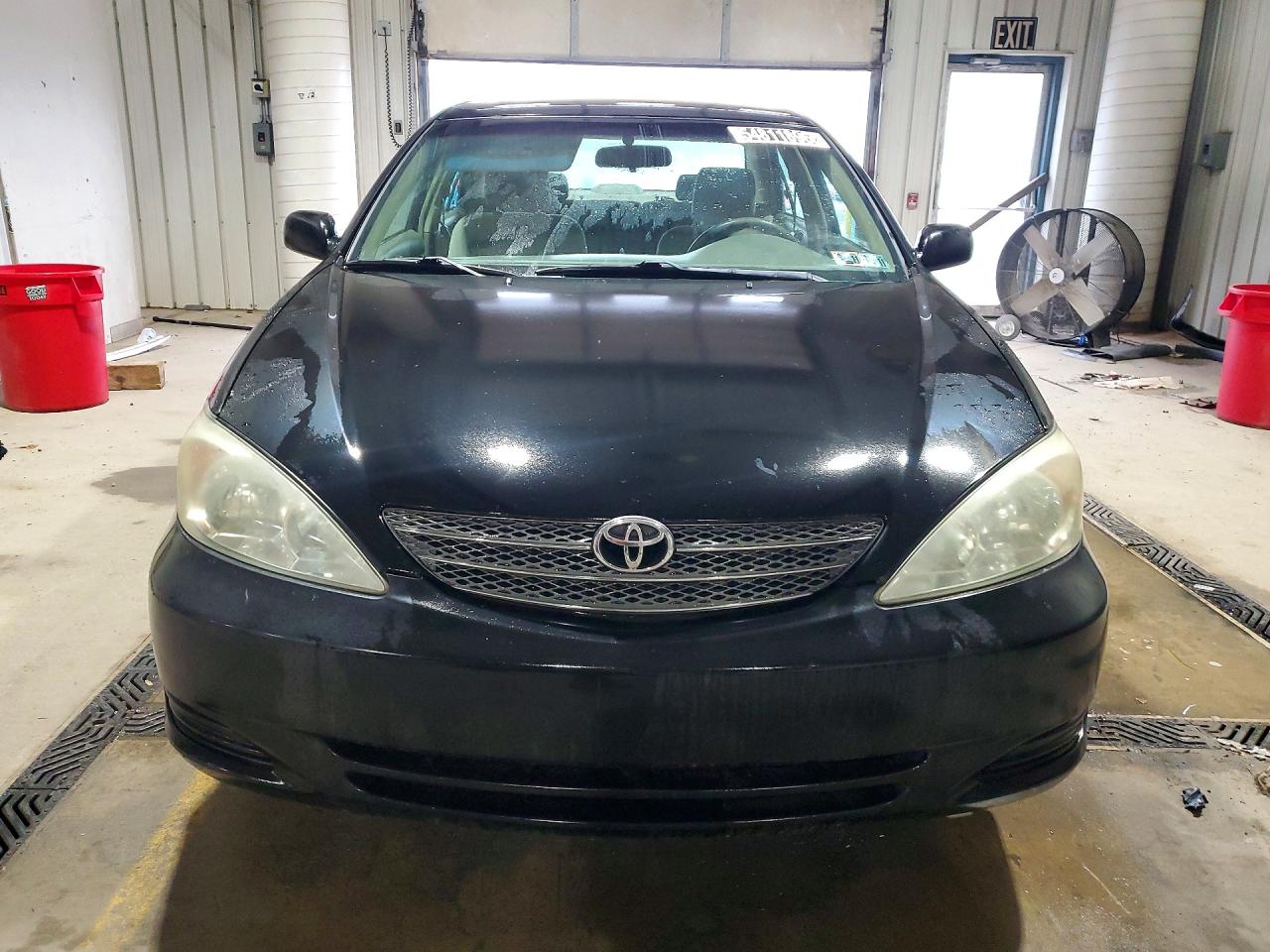 2004 Toyota Camry Le Black vin: 4T1BE32KX4U331821
