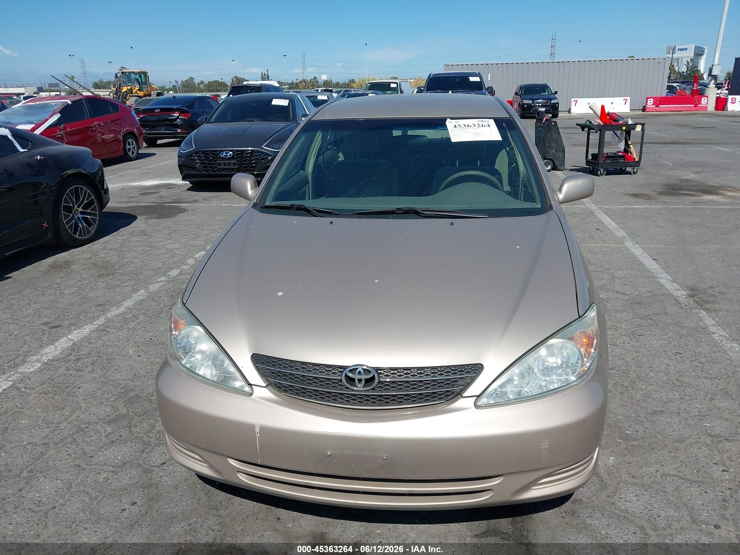 2004 Toyota Camry Le Бежевый vin: 4T1BE32KX4U347386