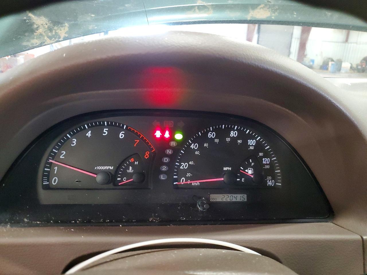 2004 Toyota Camry Le Green vin: 4T1BE32KX4U358582