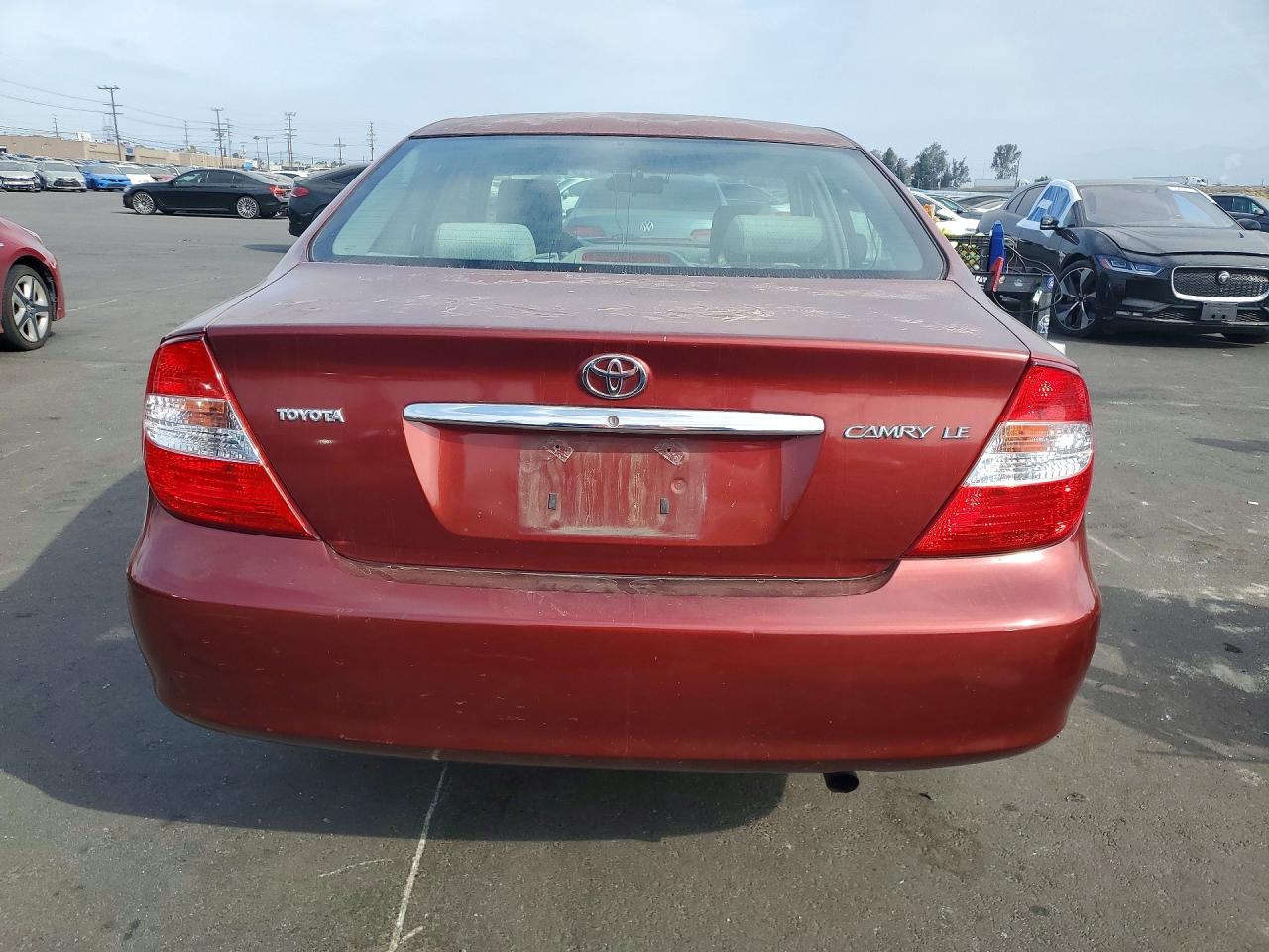 2004 Toyota Camry Le Бордовый vin: 4T1BE32KX4U369100