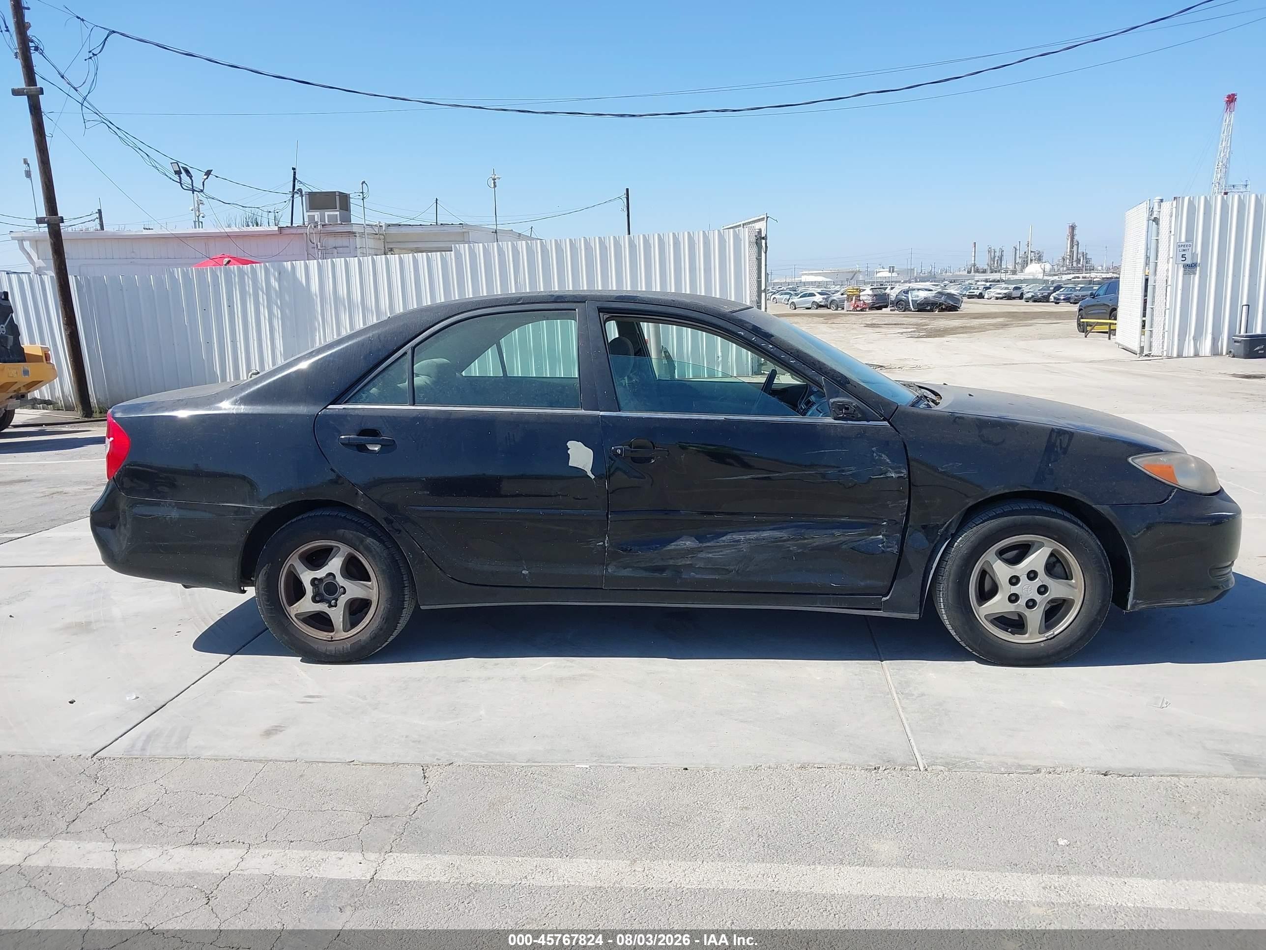 2004 Toyota Camry Le Black vin: 4T1BE32KX4U374491