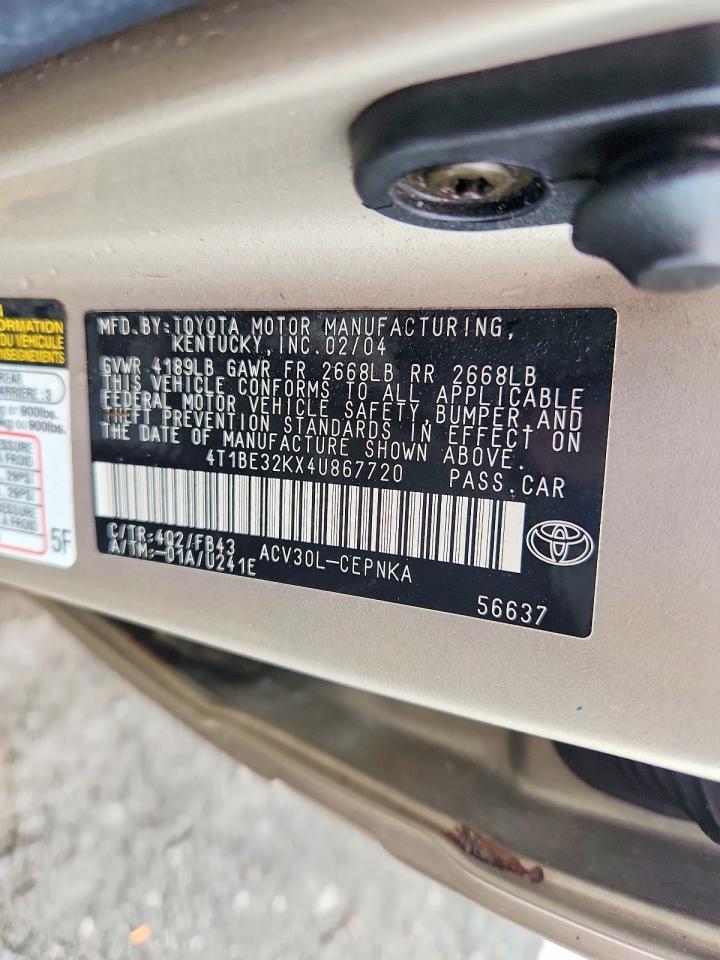 2004 Toyota Camry Le Beige vin: 4T1BE32KX4U867720