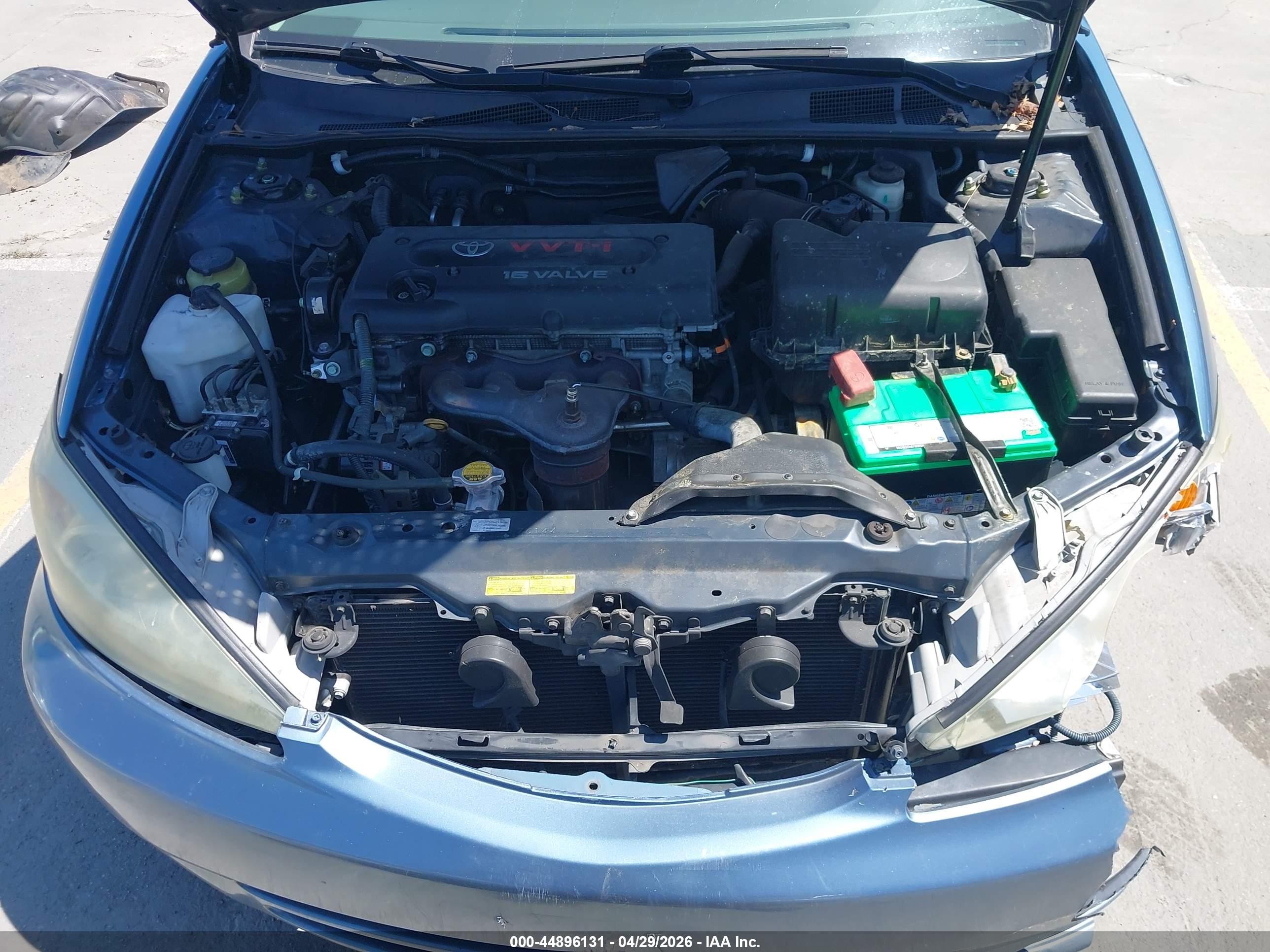 2004 Toyota Camry Le Blue vin: 4T1BE32KX4U919878