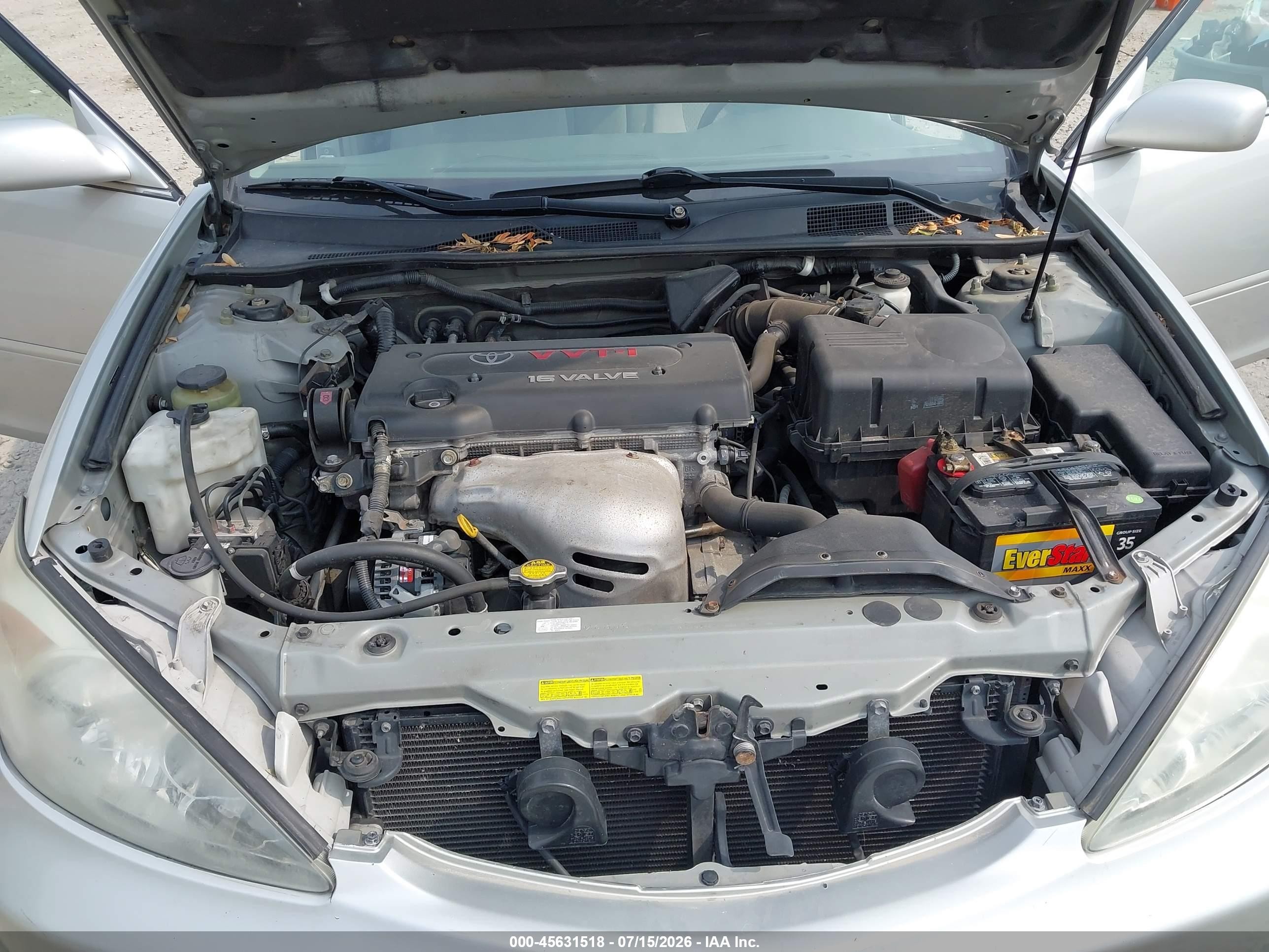 2004 Toyota Camry Le Белый vin: 4T1BE32KX4U935532