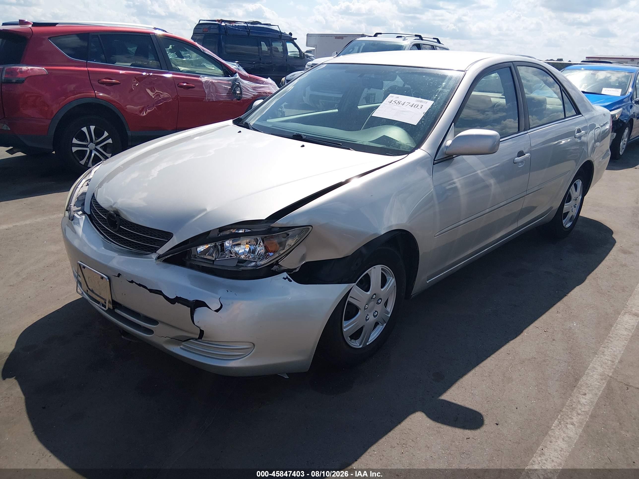 2004 Toyota Camry Le Серебряный vin: 4T1BE32KX4U938186