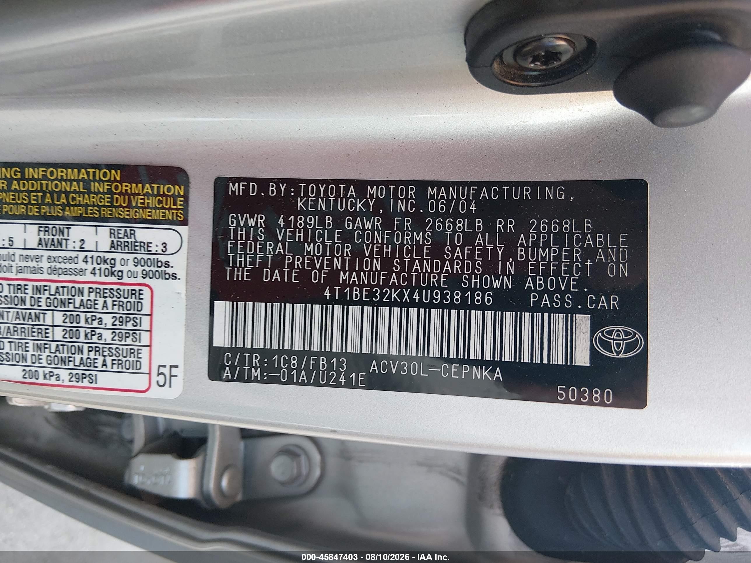 2004 Toyota Camry Le Серебряный vin: 4T1BE32KX4U938186