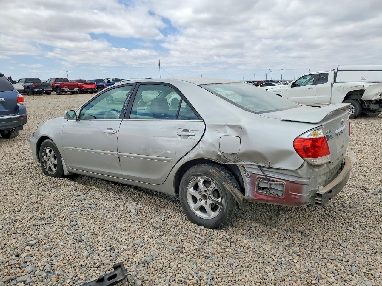 2005 Toyota Camry Le Серебряный vin: 4T1BE32KX5U005499