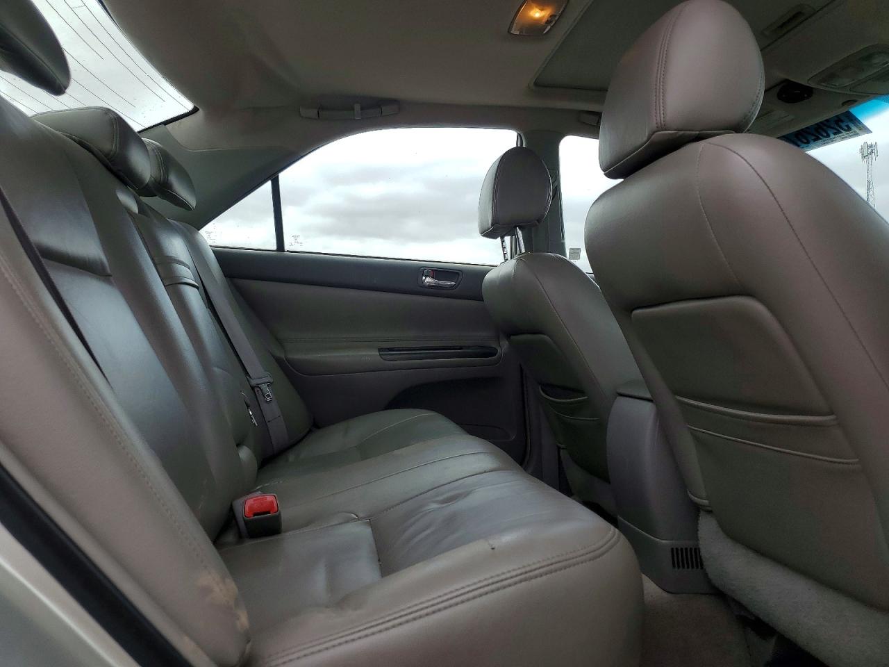 2005 Toyota Camry Le Серебряный vin: 4T1BE32KX5U005499