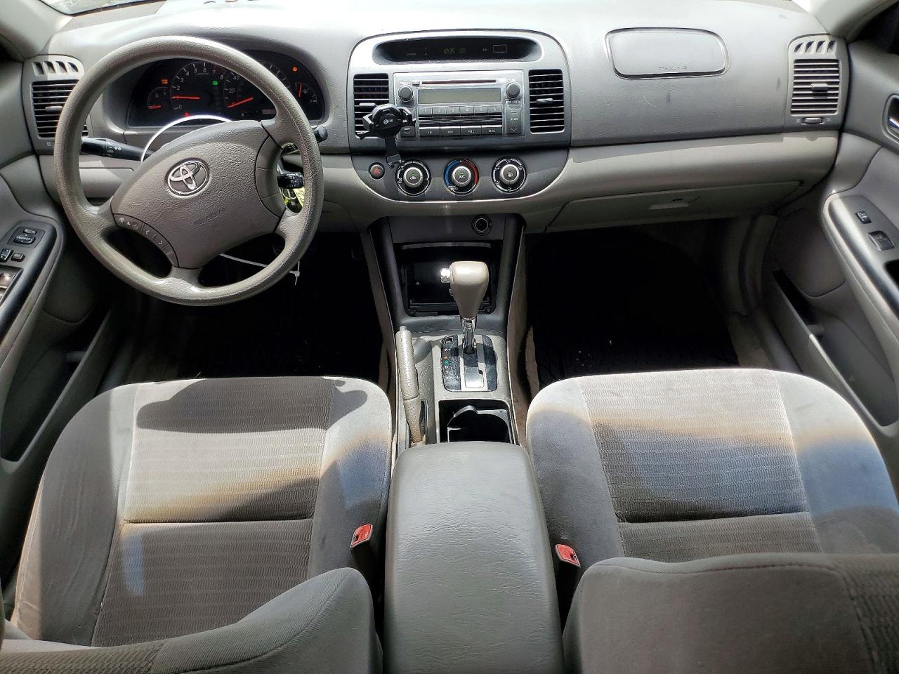 2005 Toyota Camry Le Серебряный vin: 4T1BE32KX5U012808