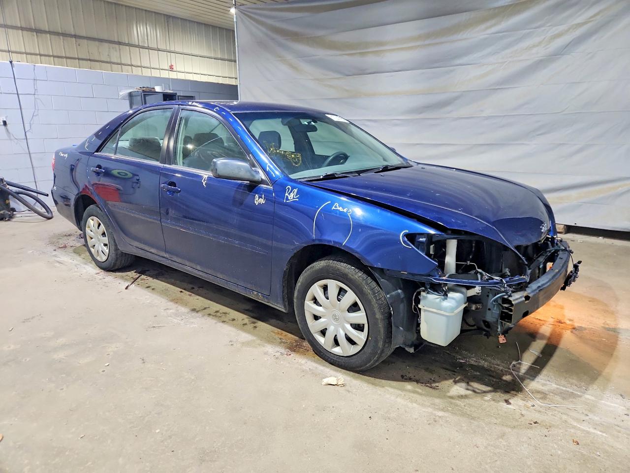 2005 Toyota Camry Le Blue vin: 4T1BE32KX5U016373