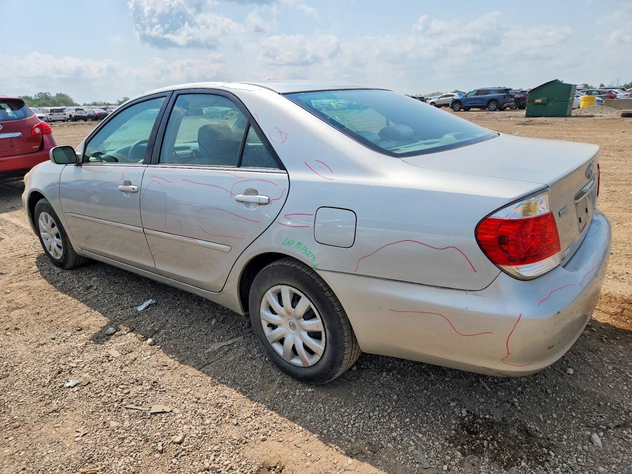2005 Toyota Camry Le Beige vin: 4T1BE32KX5U028118