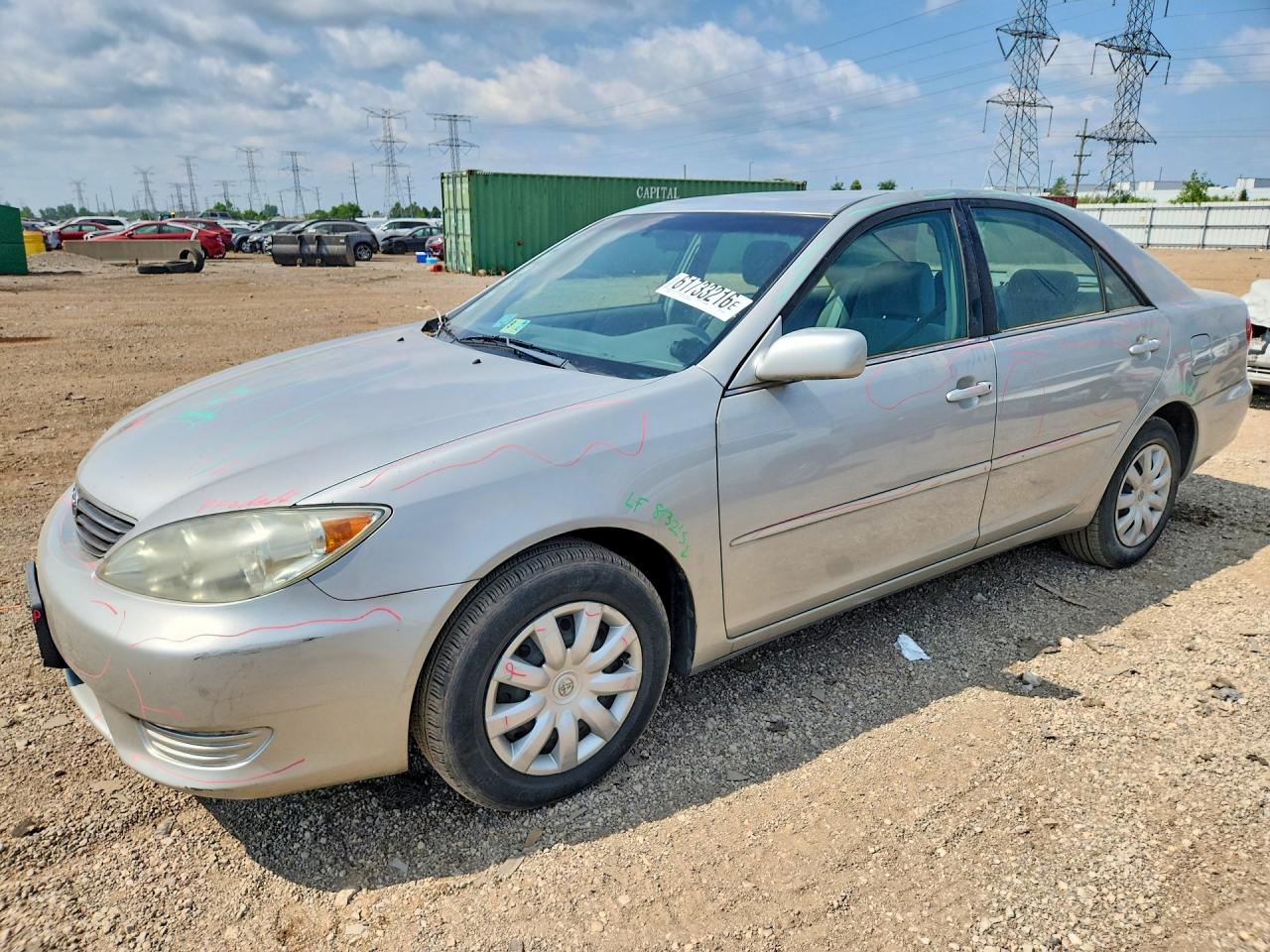 2005 Toyota Camry Le Beige vin: 4T1BE32KX5U028118