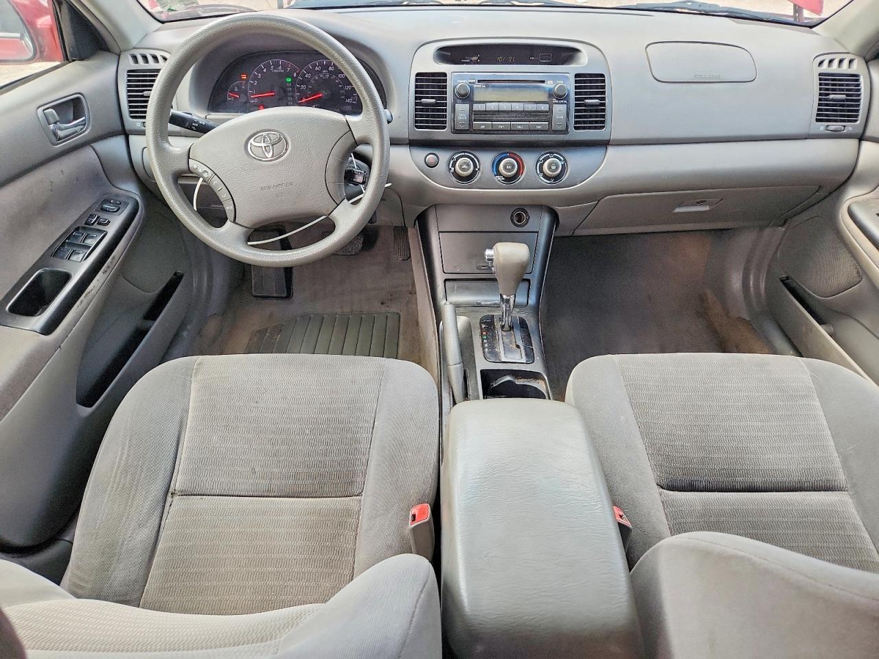 2005 Toyota Camry Le Red vin: 4T1BE32KX5U032475